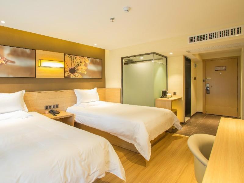 Iu In Double Room