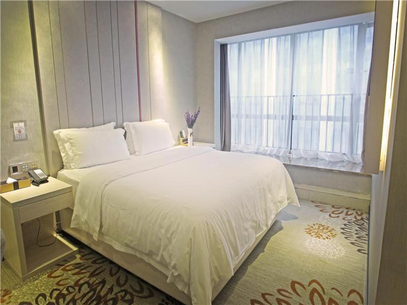 Deluxe King size bed Room