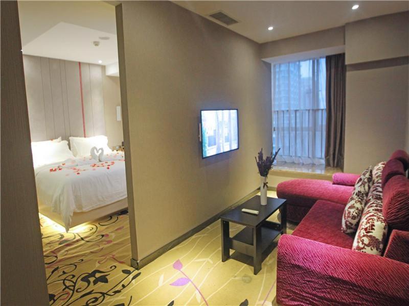 Deluxe Suite photo 1