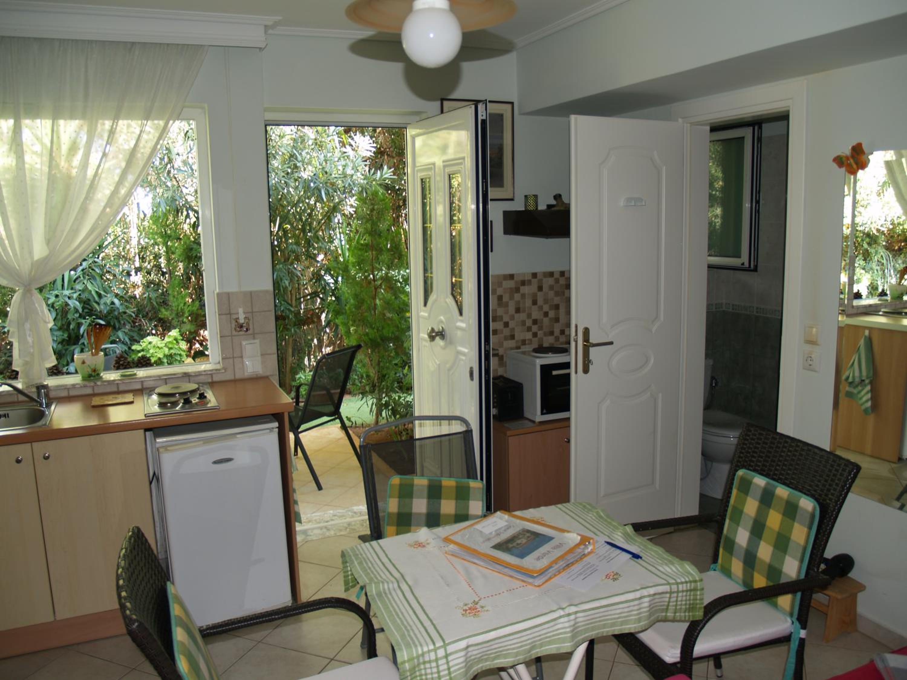 Studio with Terrace photo 2