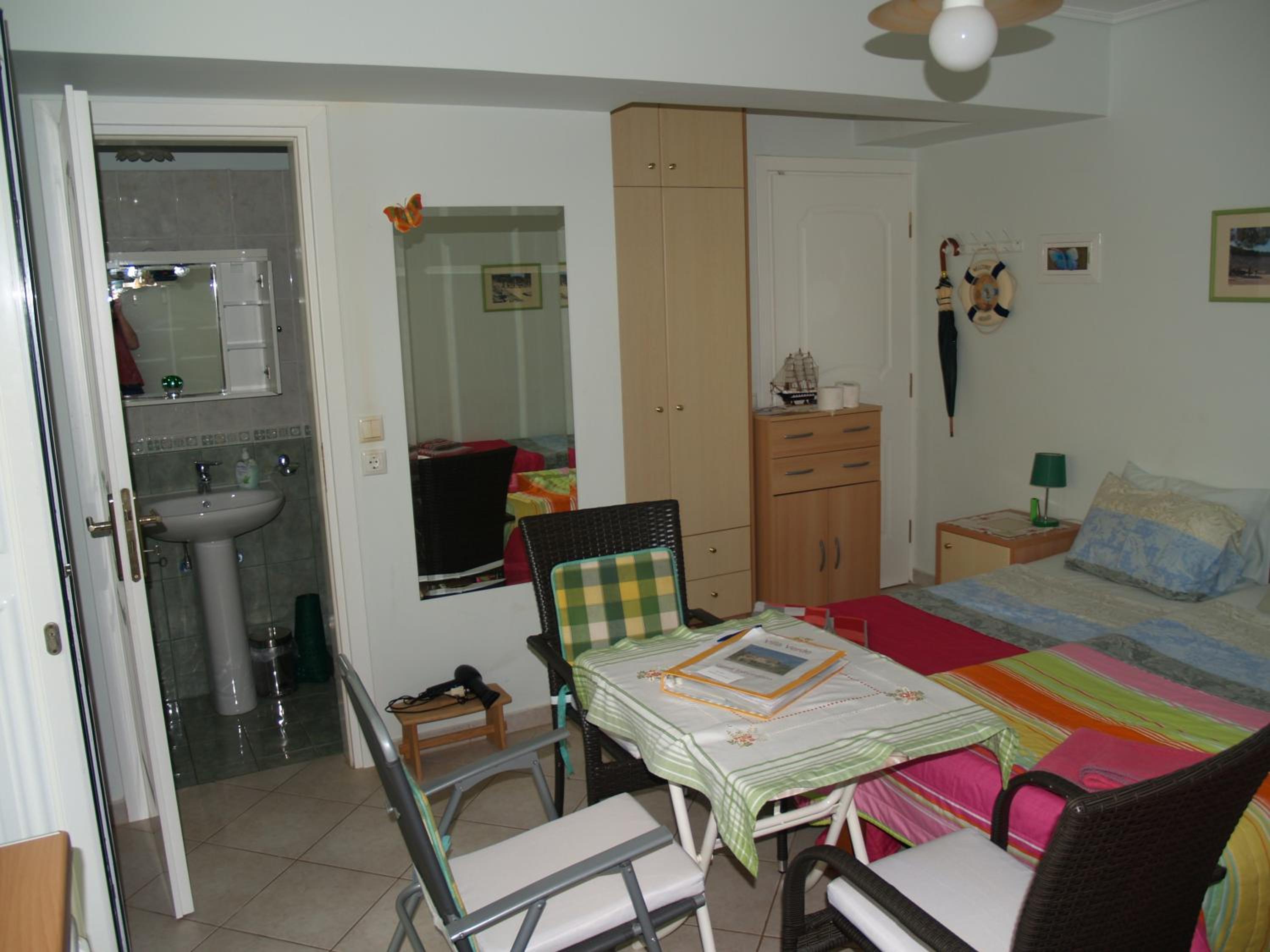 Studio with Terrace photo 2