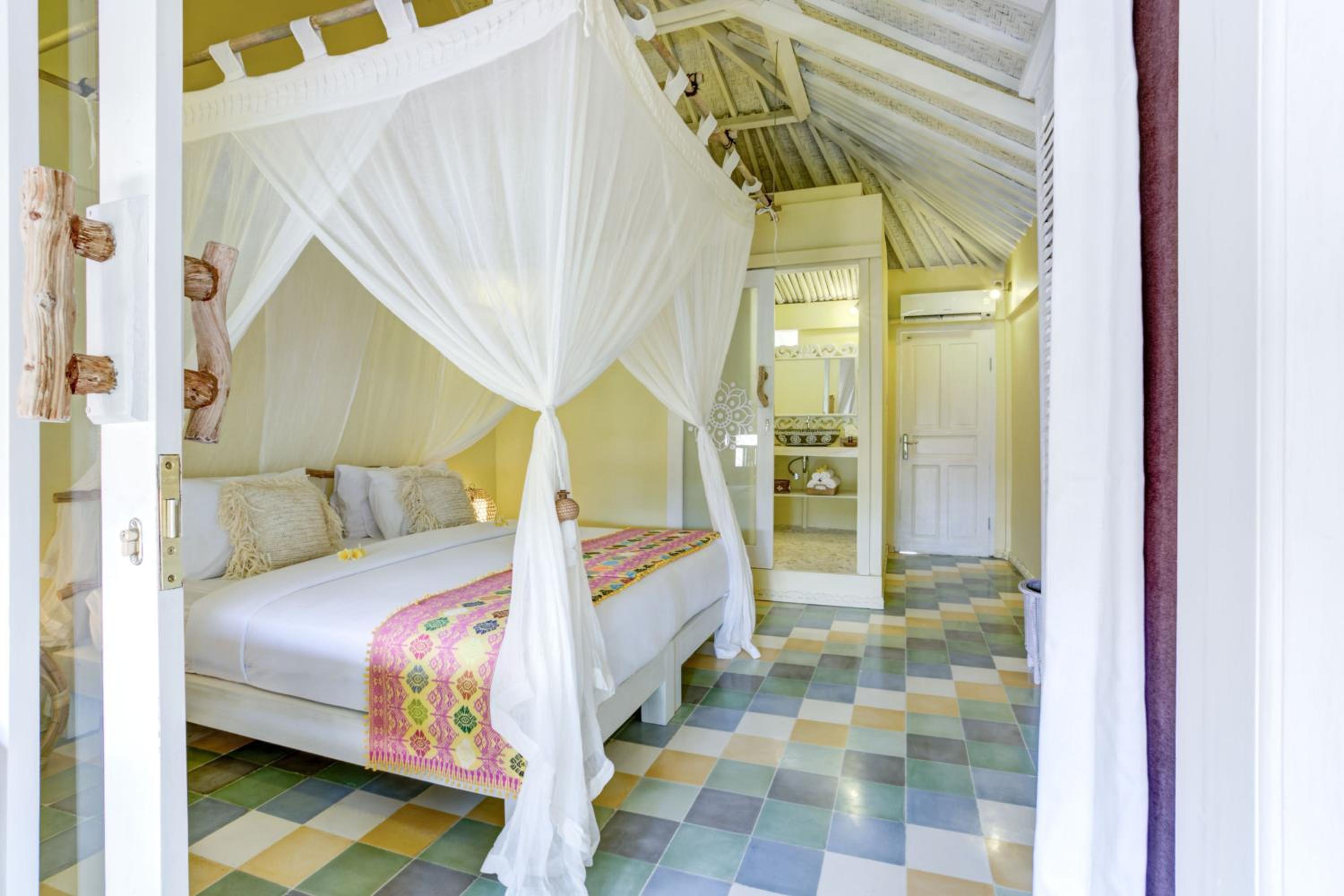 Deluxe Double or Twin Room - Photo 6