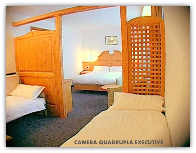 Superior Quadruple Room - Photo 4