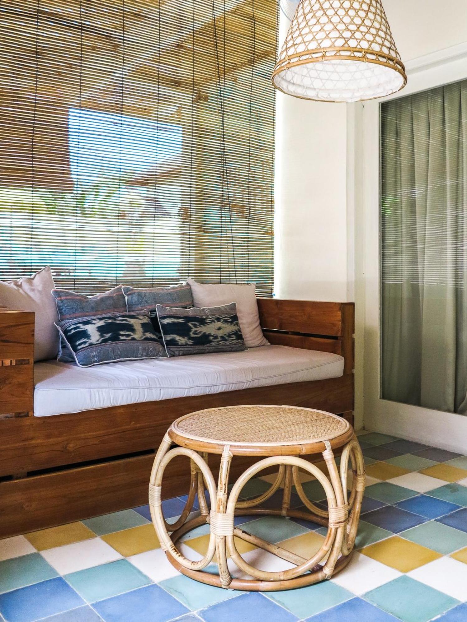 Deluxe Double Room with Balcony - Photo 11