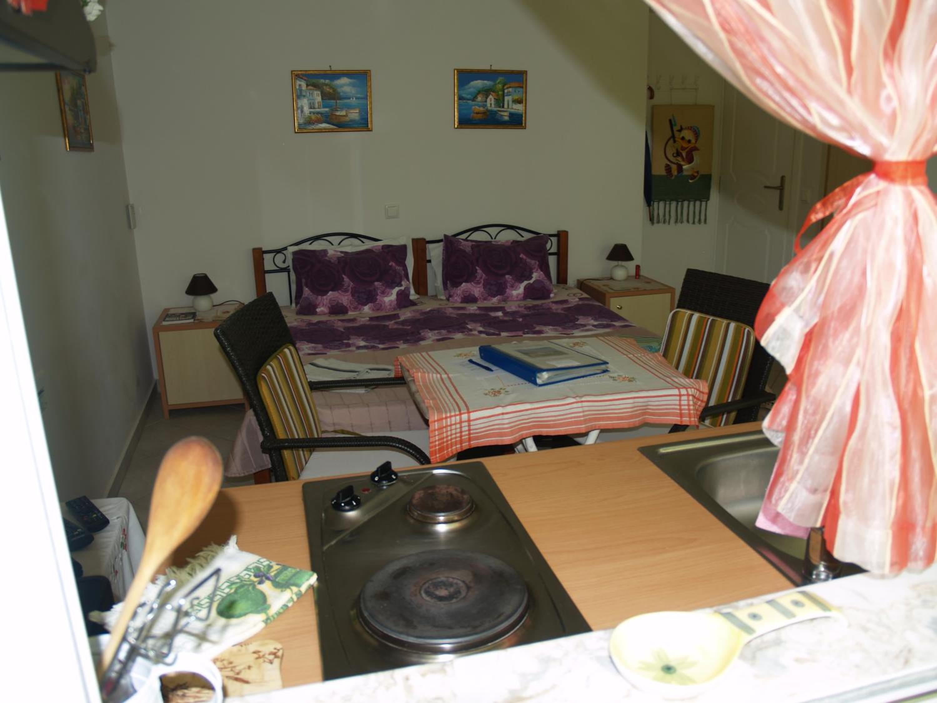 Studio with Patio photo 1