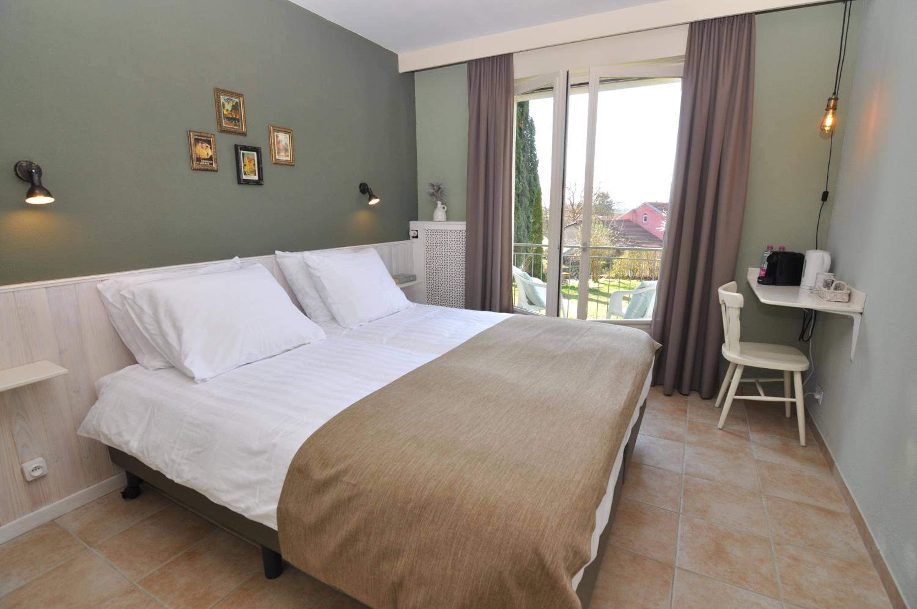 Twin Room with Balcony