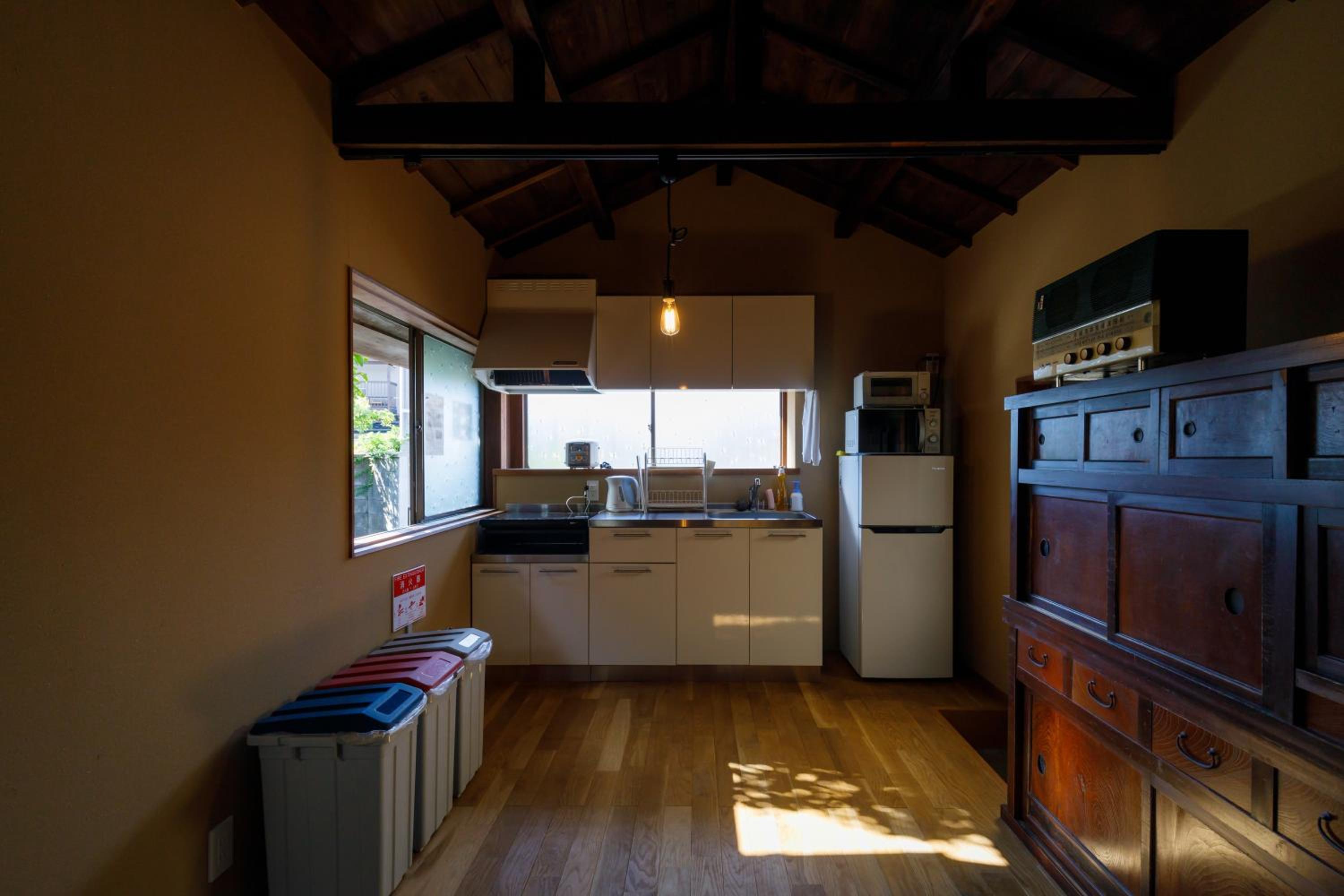 Holiday Home with  Japanese Garden - Photo 3