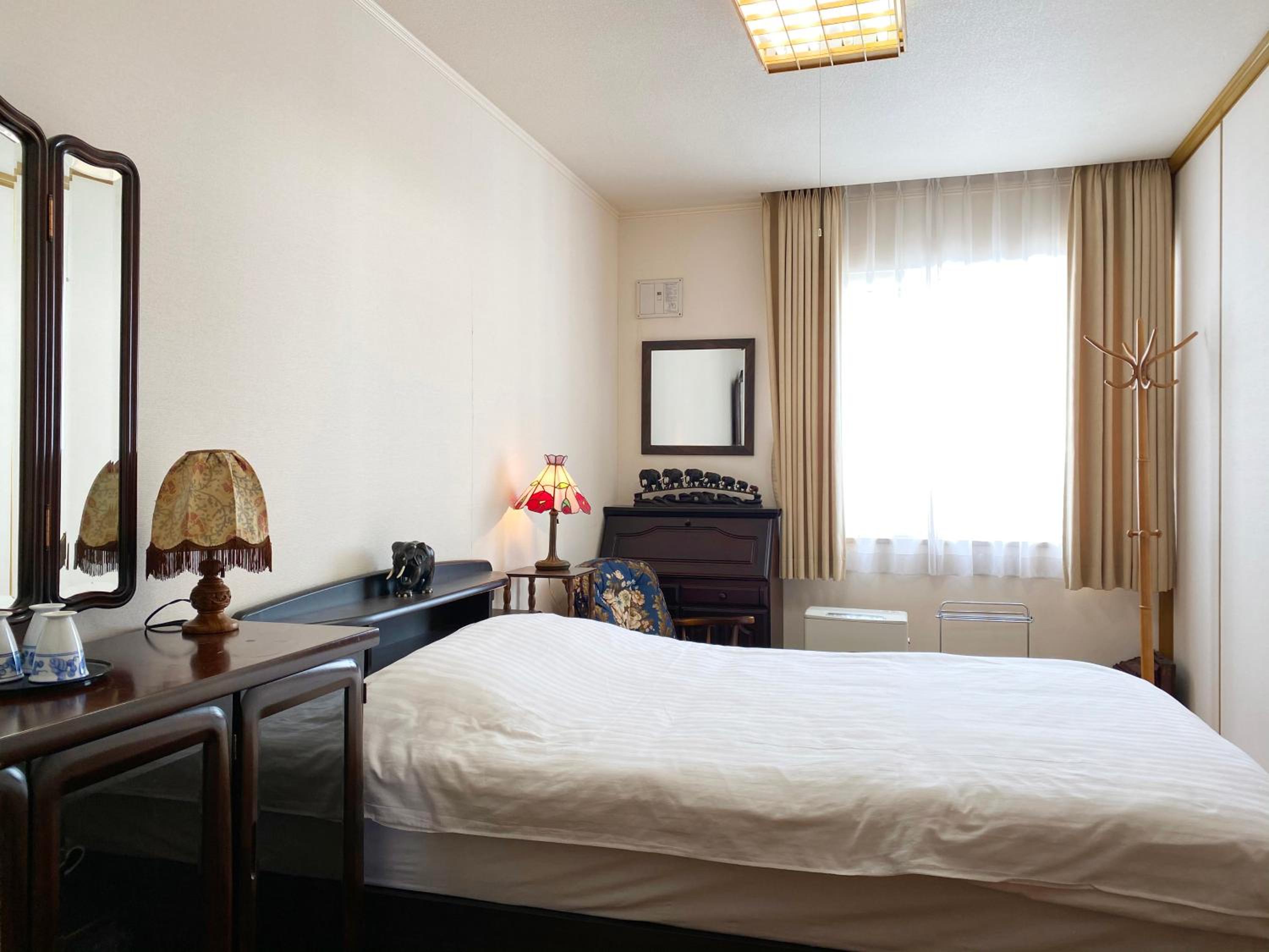 Double Room With Shared Toilet photo 1