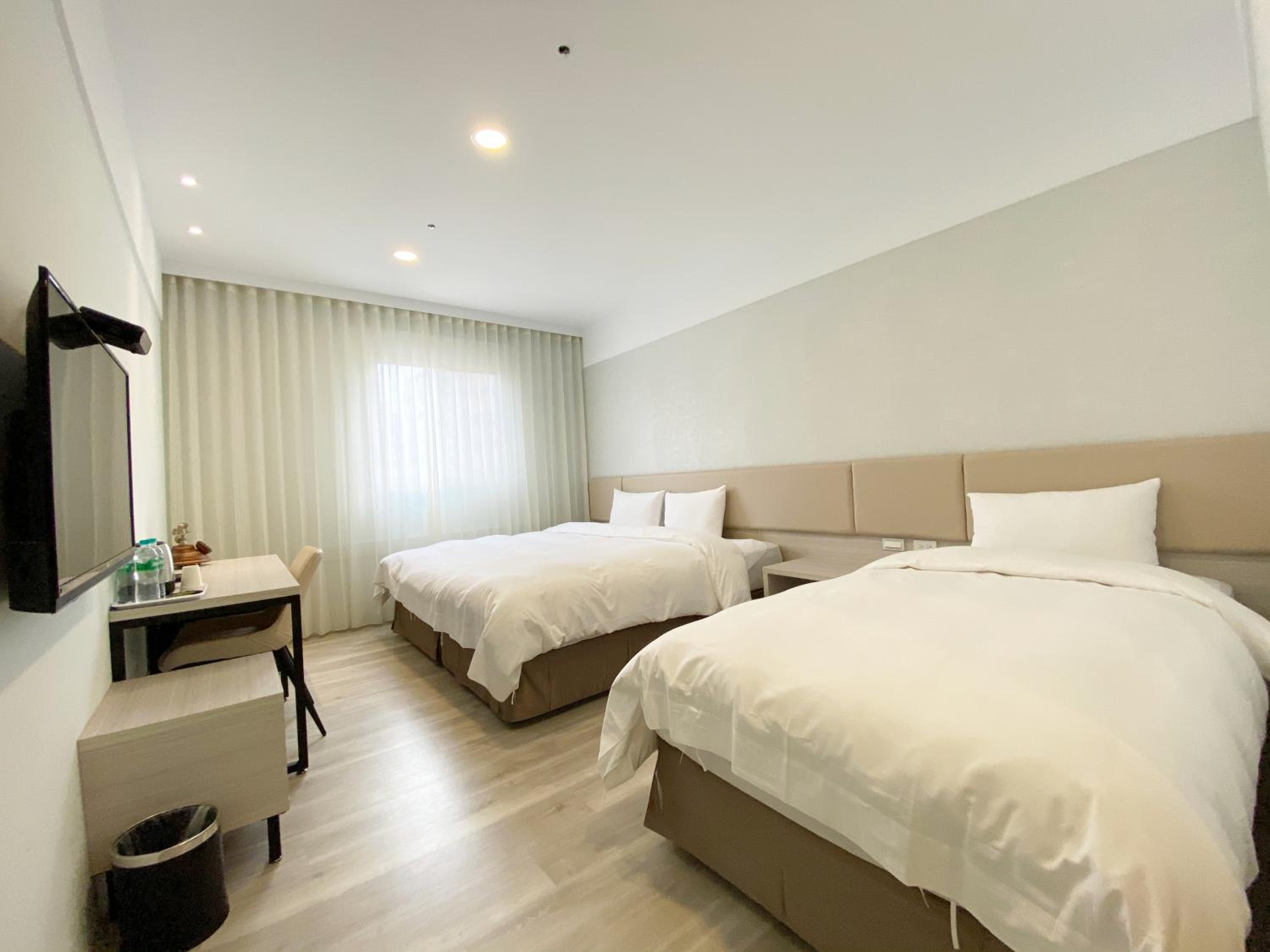 Deluxe Triple Room - Photo 6