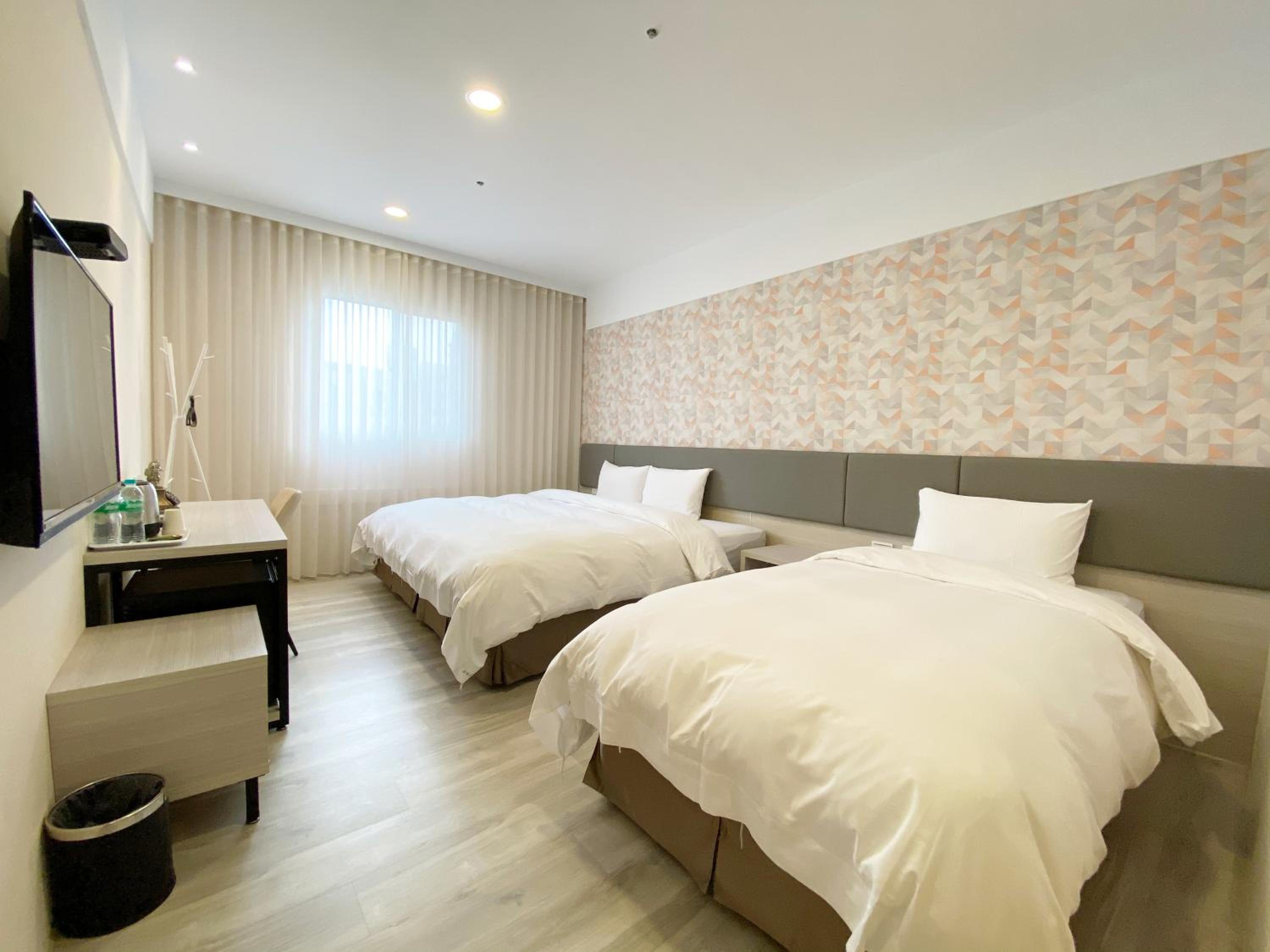Deluxe Triple Room - Photo 4