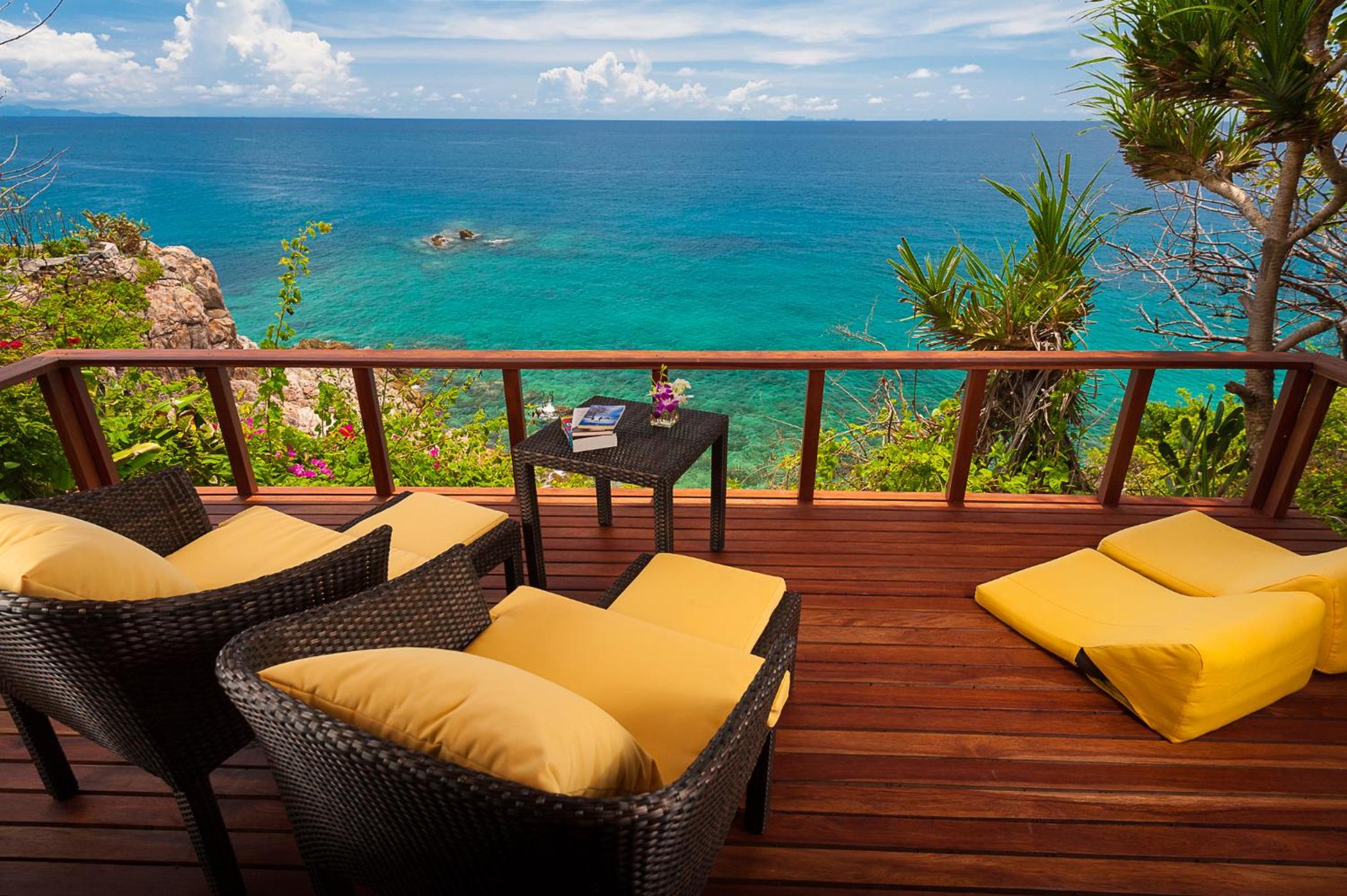 Deluxe Double Room with Sea View - Photo 5