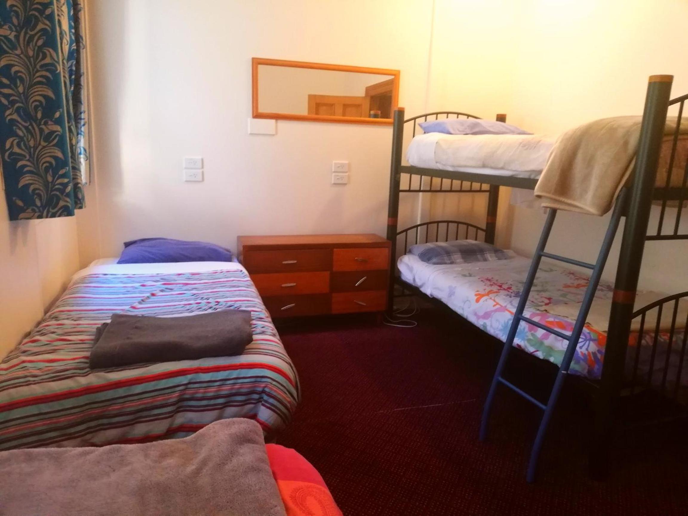 6-Bed Male Dormitory Room photo 2