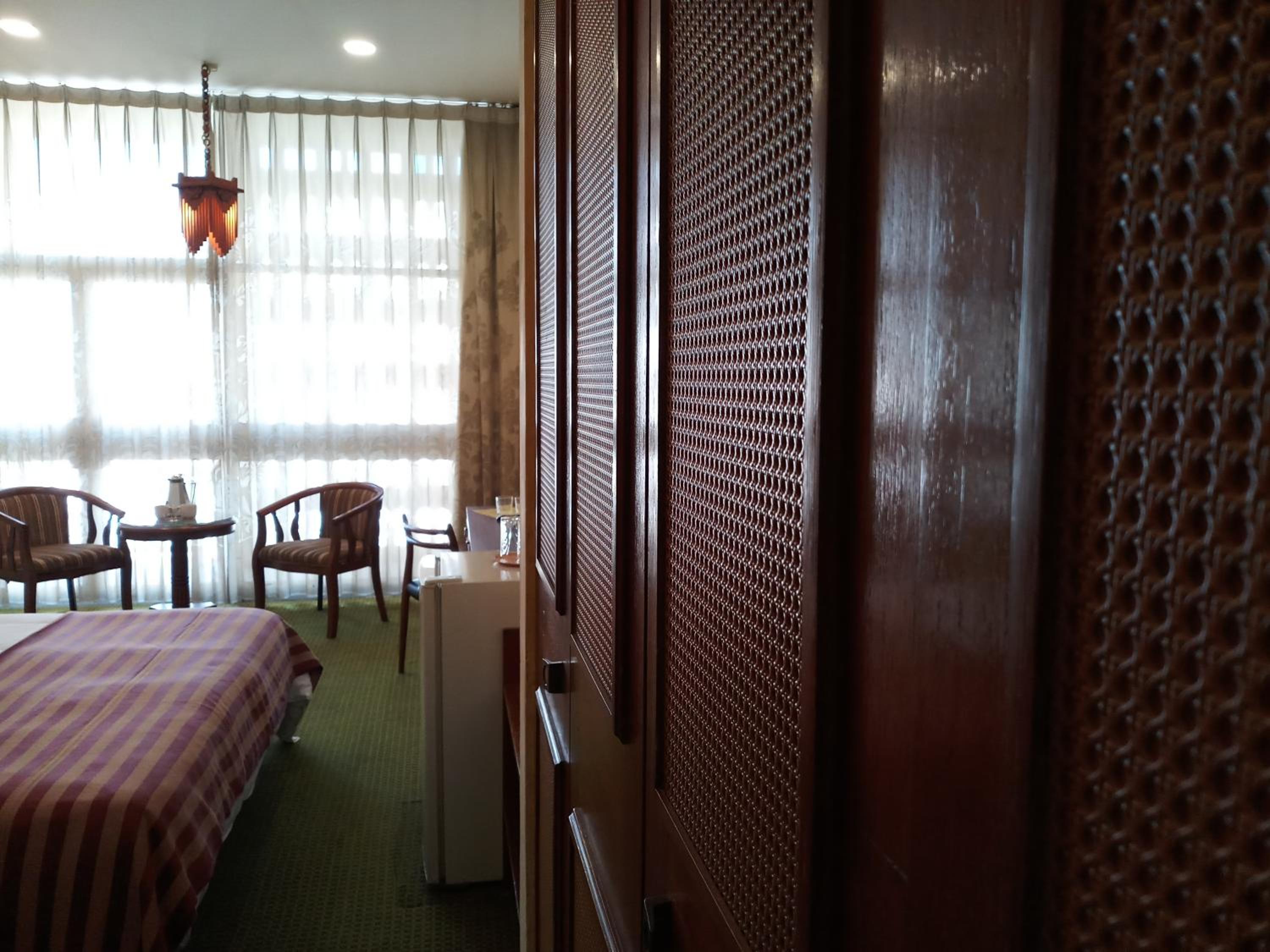 Two-Bedroom Suite - Photo 8
