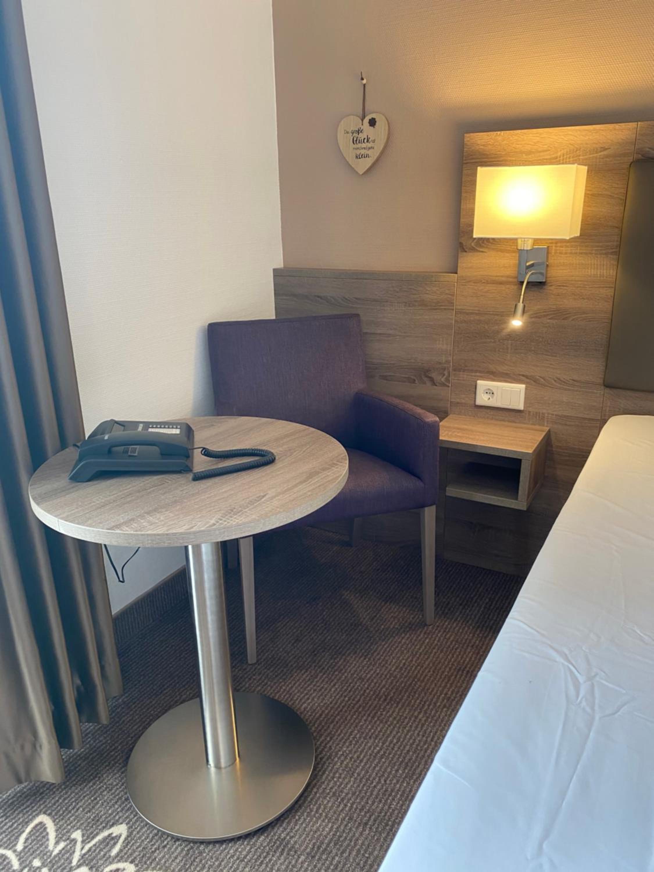 Double Room - Photo 2