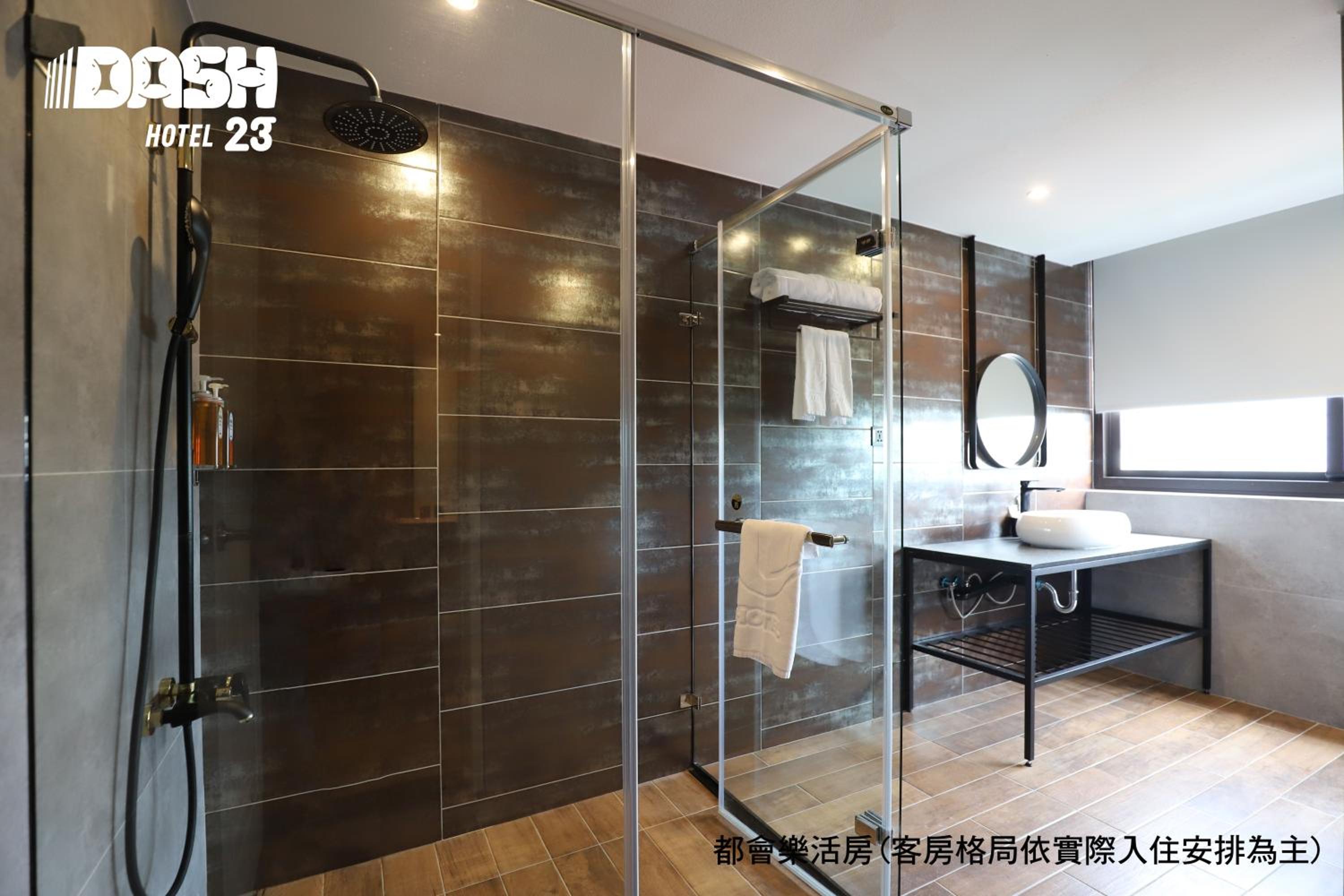 Standard Double Room (No Parking) - Photo 6
