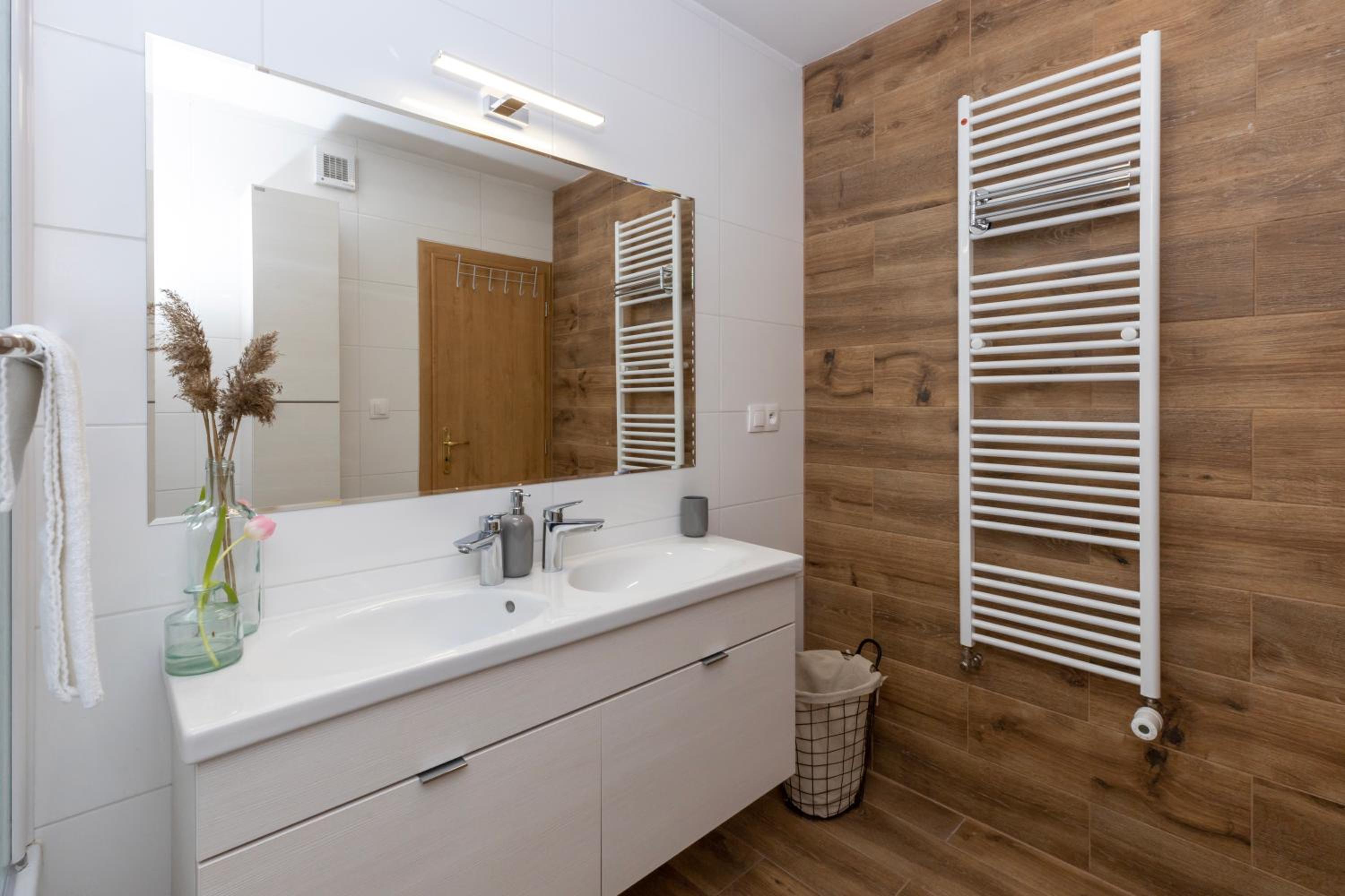 Apartment - Photo 27