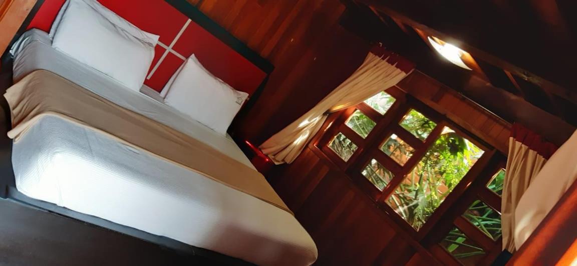 Double Room with Private Bathroom - Photo 2