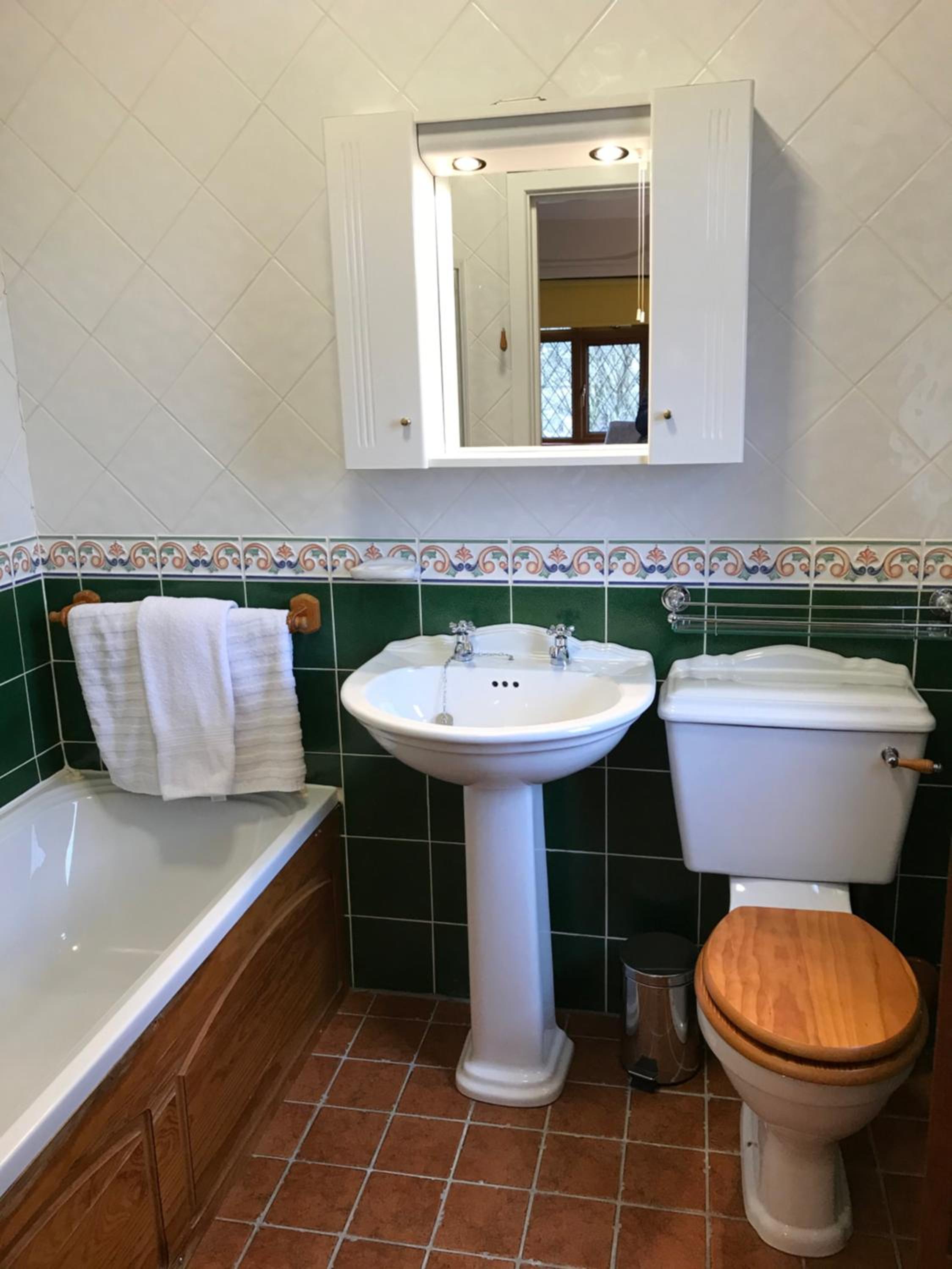 Large Double Room photo 3