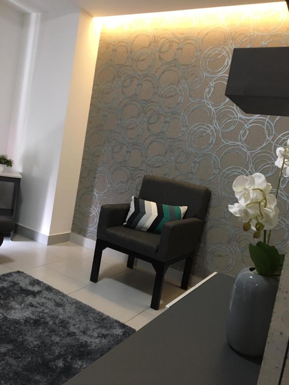 Deluxe Suite photo 1