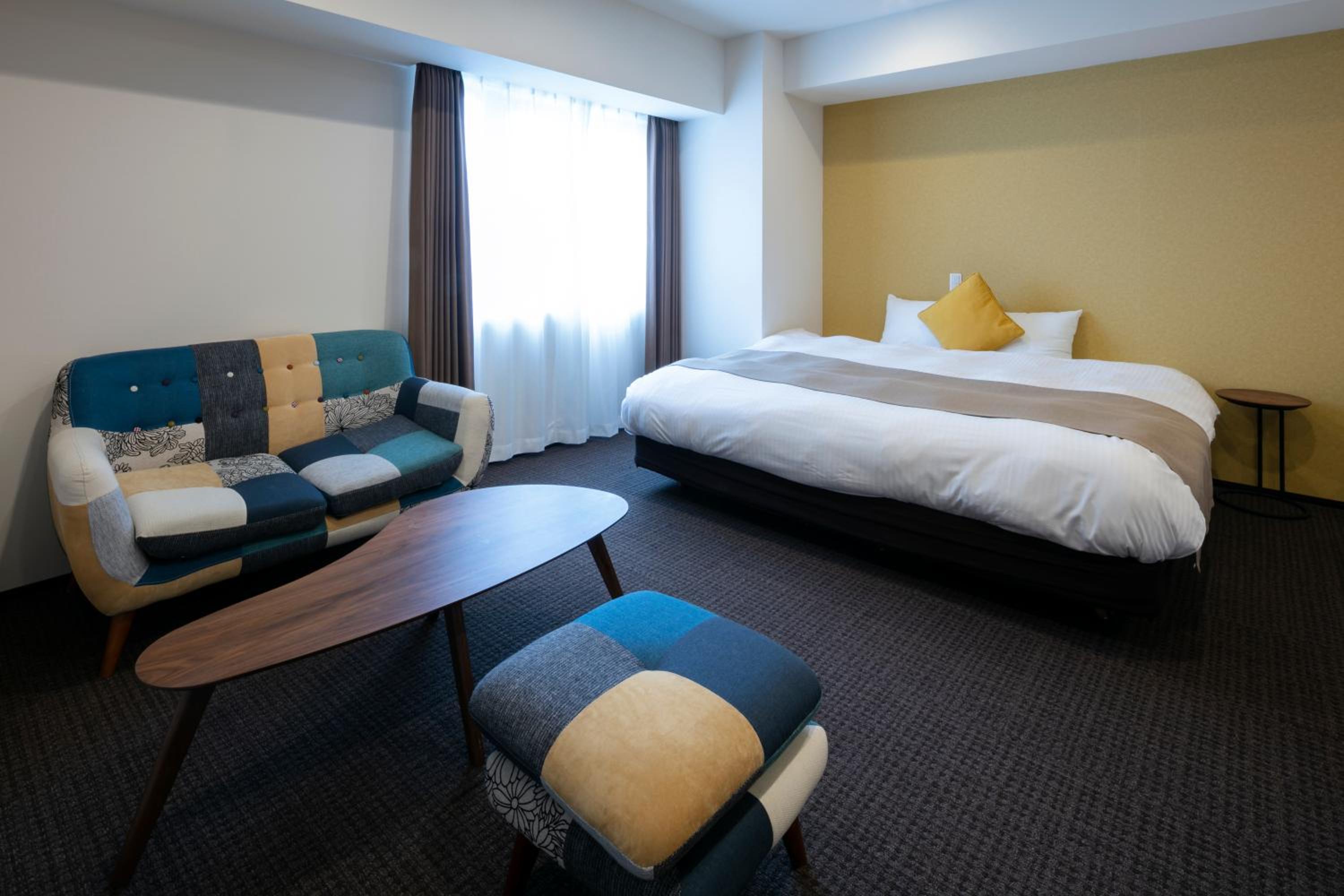 King Room with Two King Beds - Photo 15