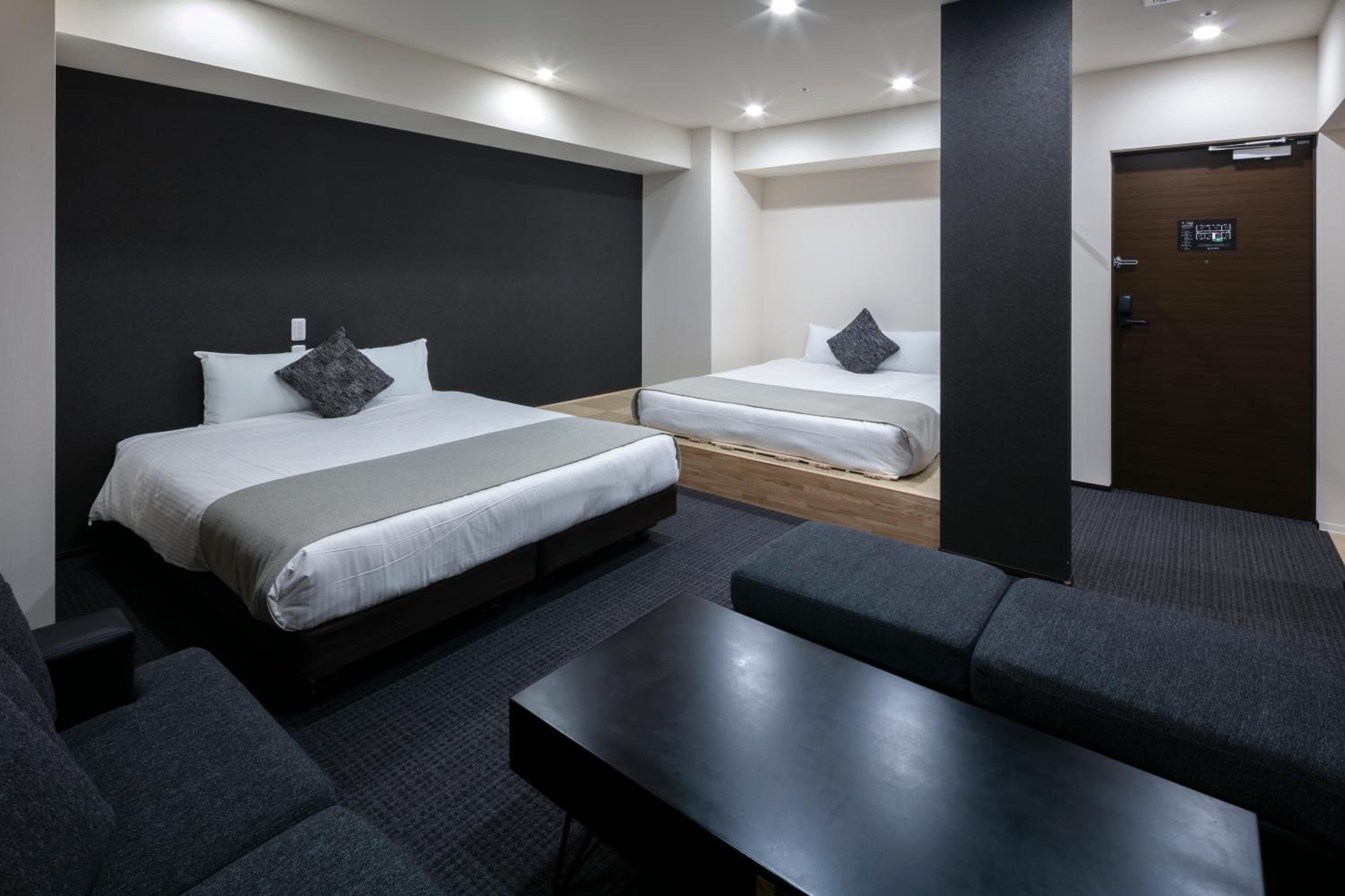 Queen Room with Spa Bath - Photo 1