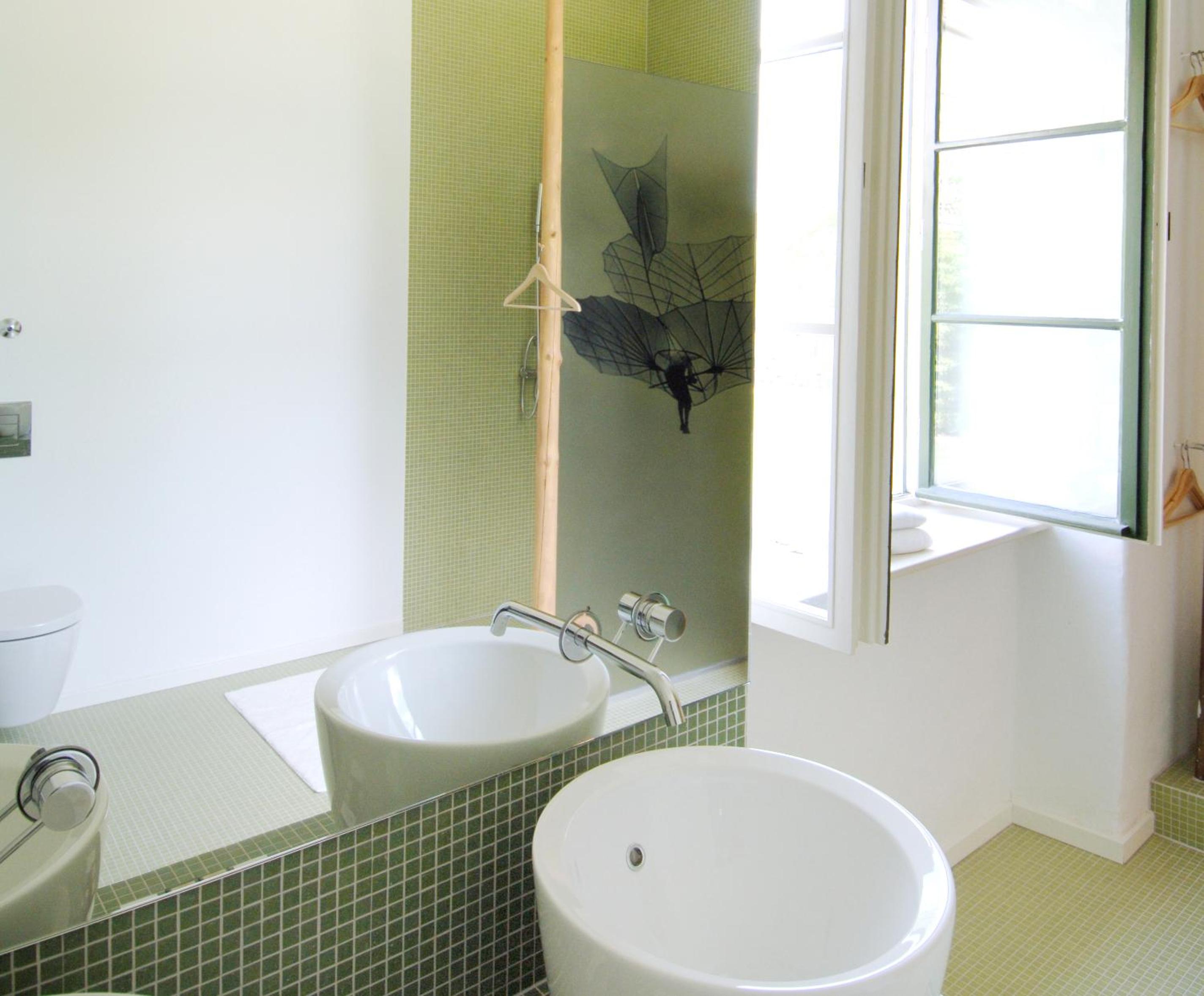 Deluxe Junior Suite photo 3