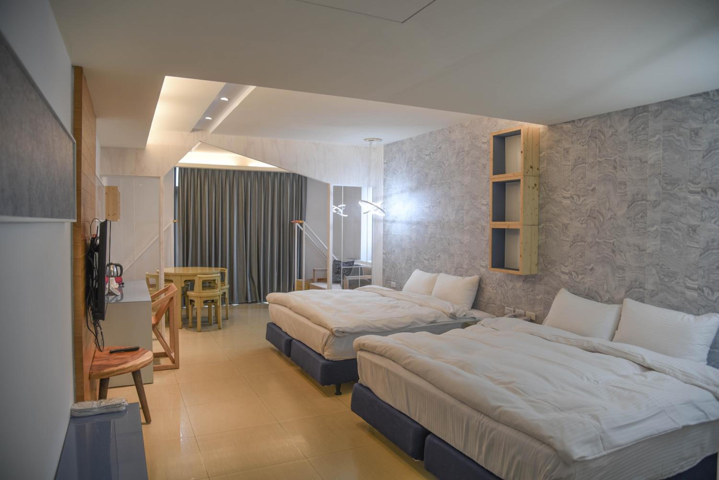 Deluxe Quadruple Room photo 2