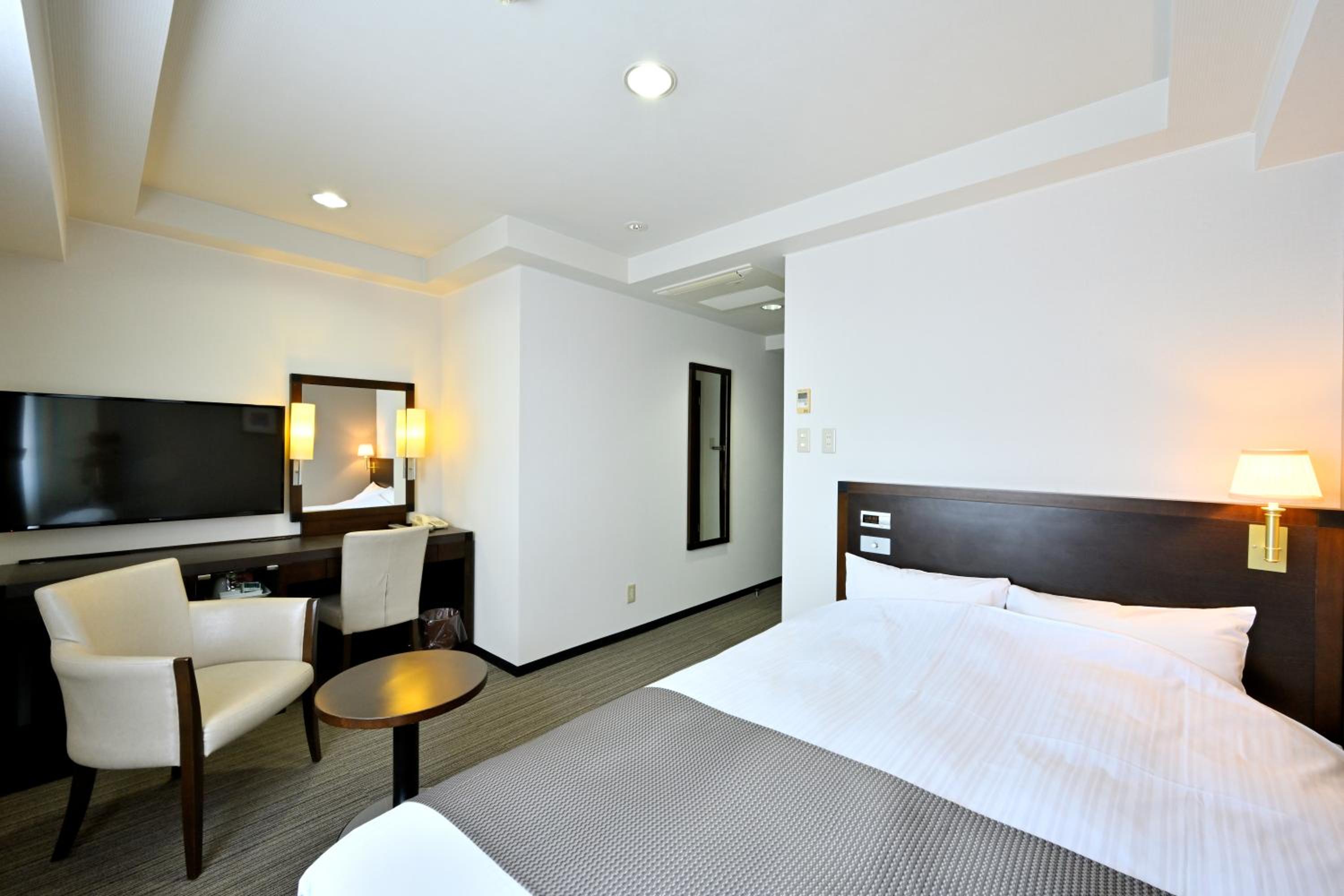 Deluxe Room - Non-Smoking  photo 2