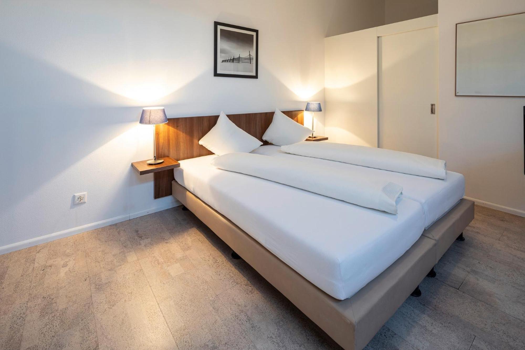 Superior Double Room with Lake View photo 2