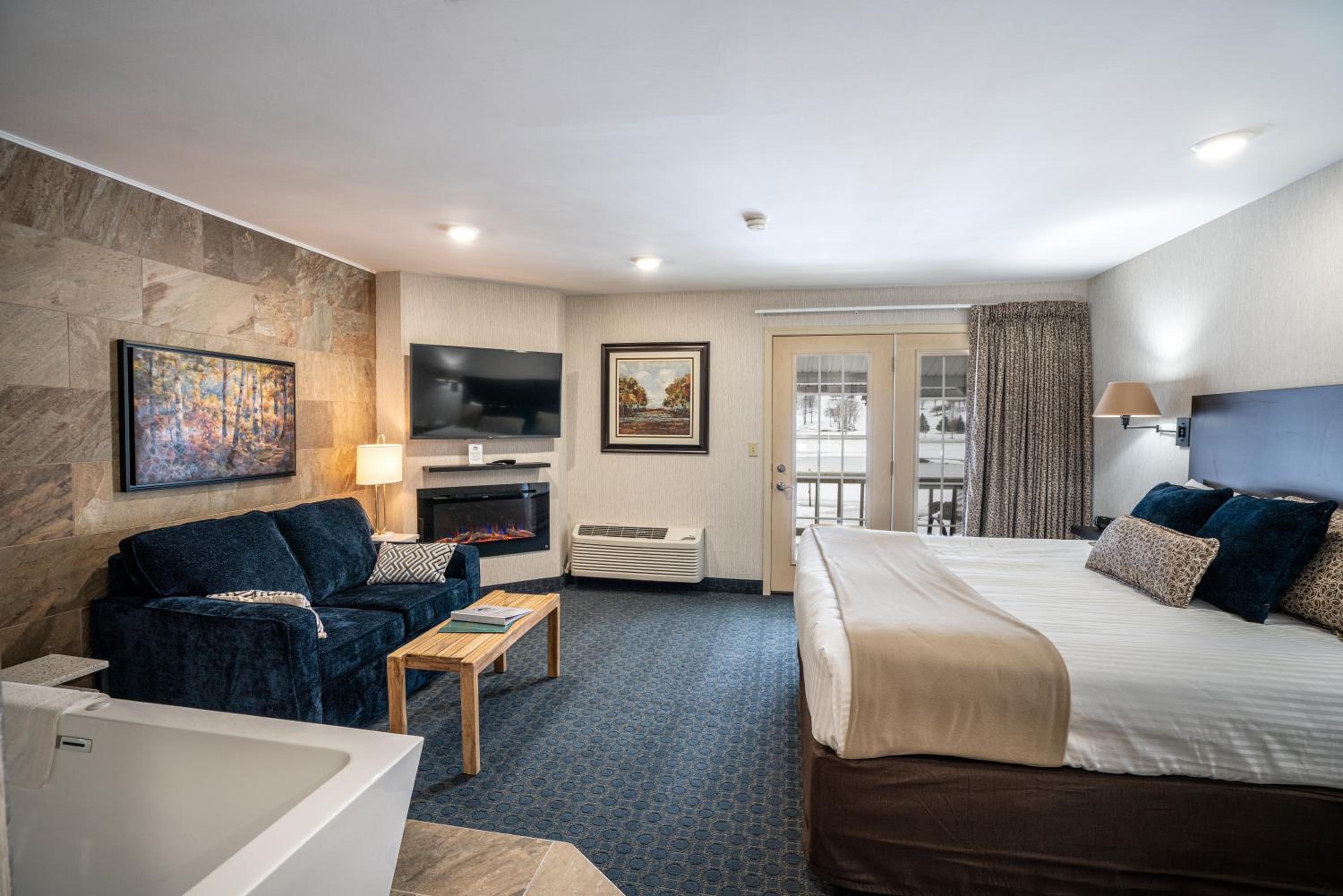 King Suite - Photo 8