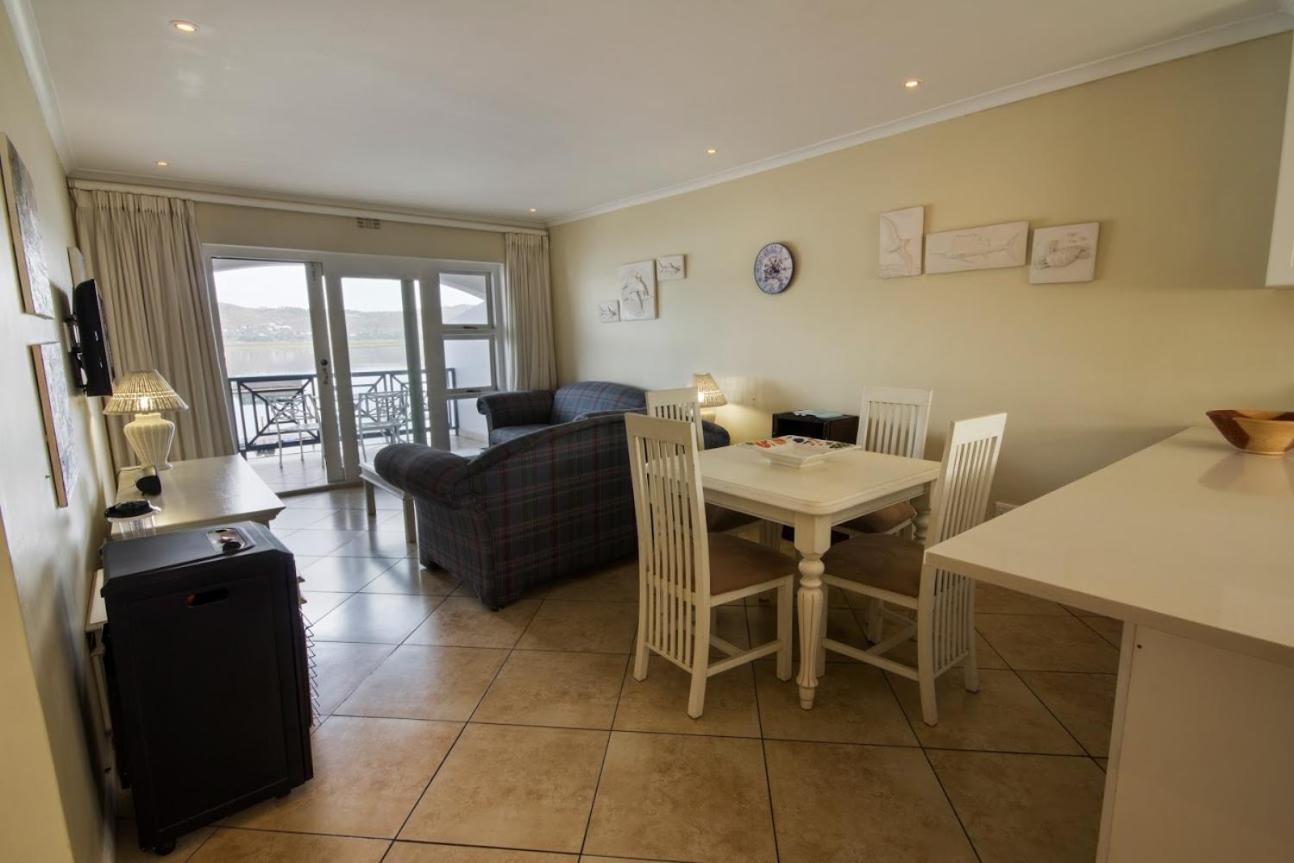 Two-Bedroom Apartment - Photo 4