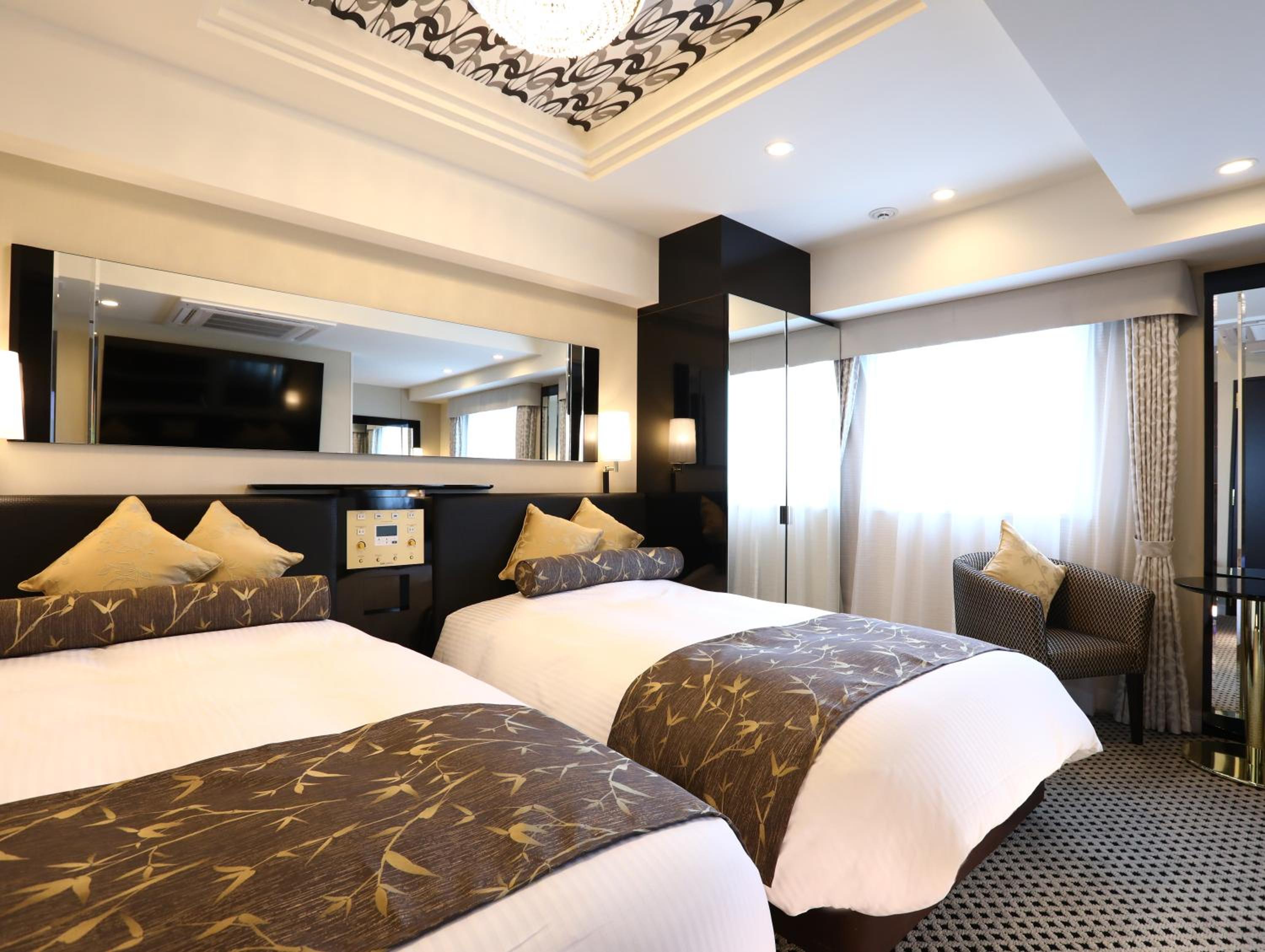 Deluxe Twin Room - Photo 1