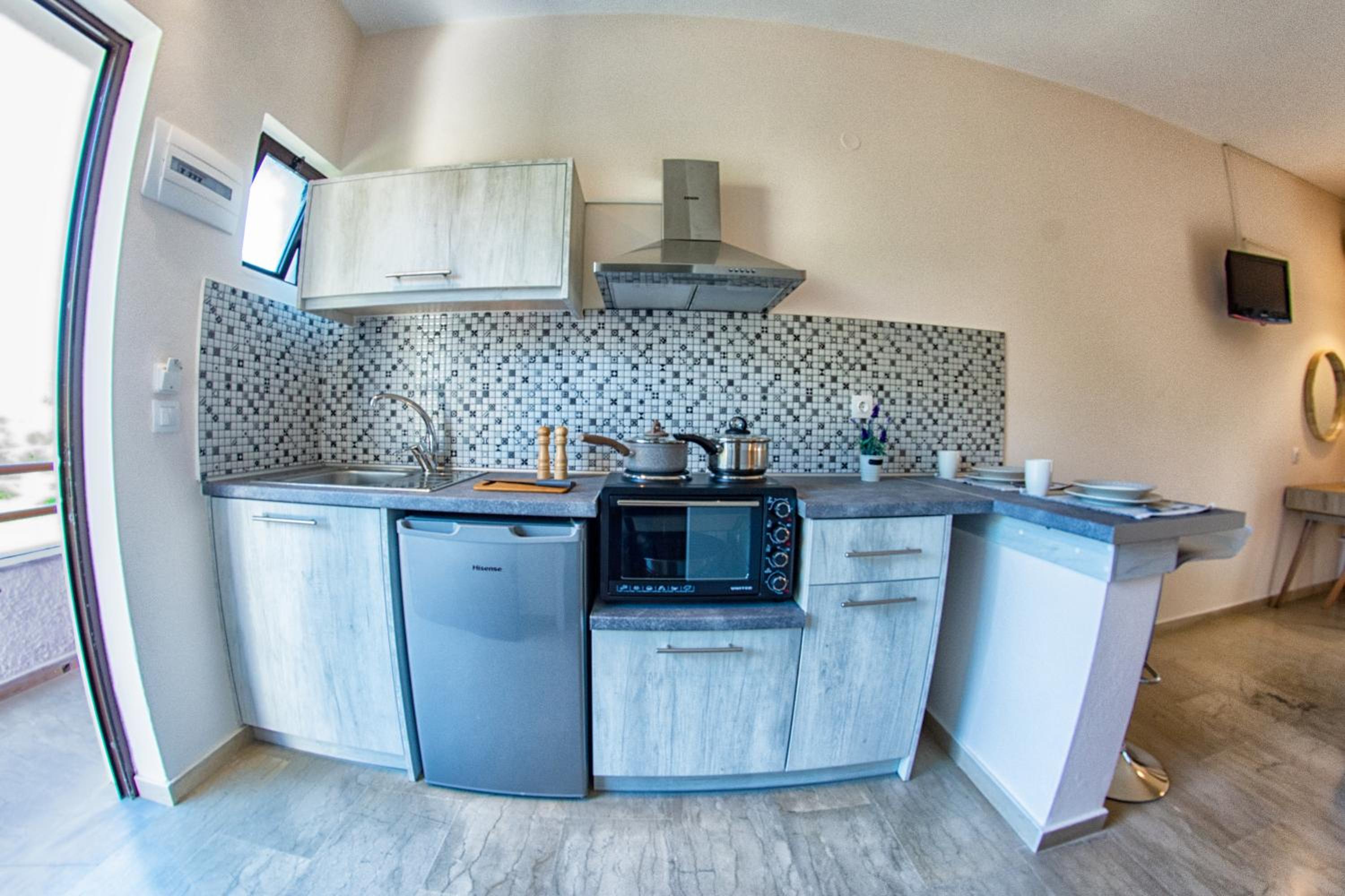 Apartment with Balcony - Photo 20