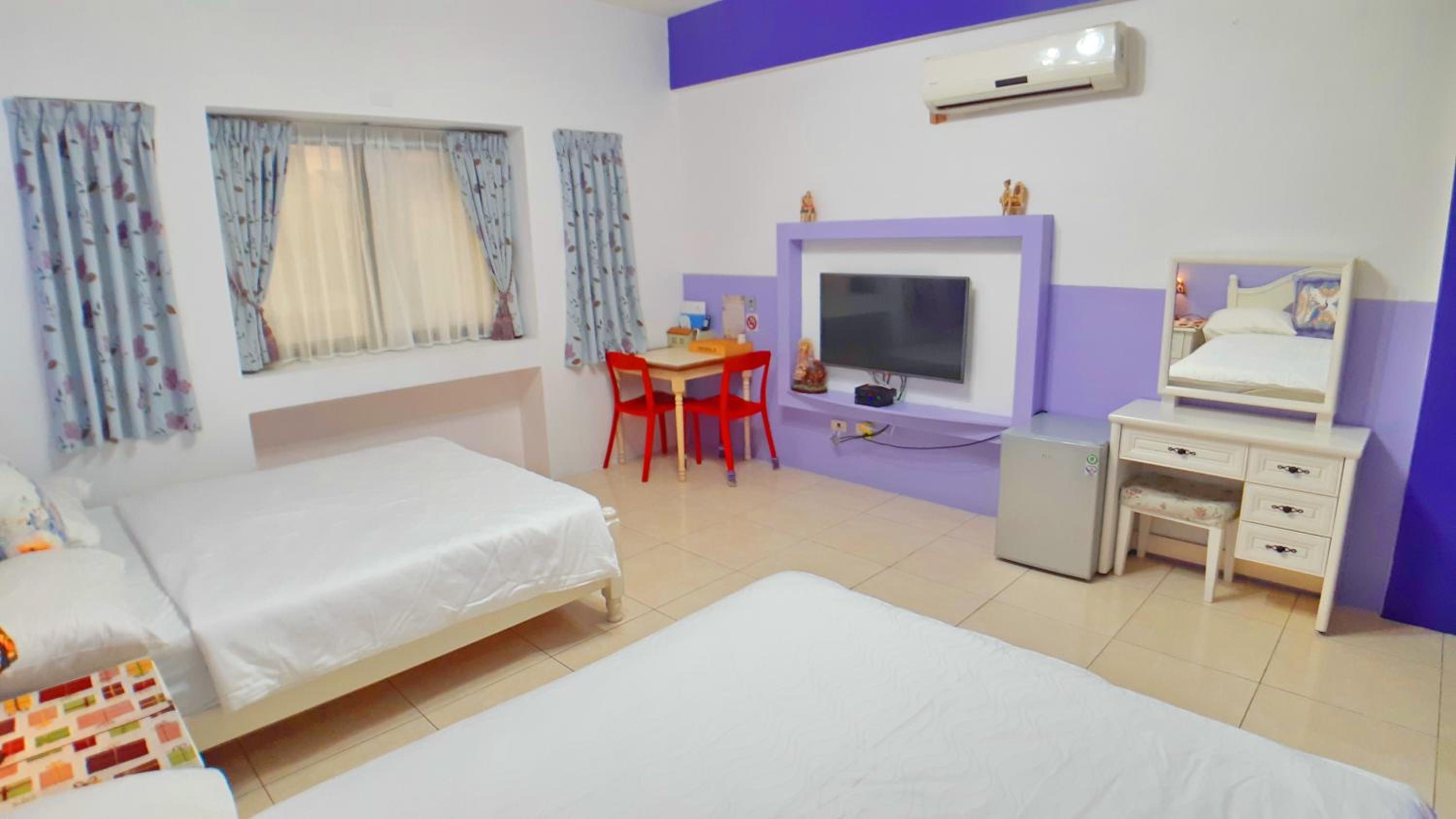 Quadruple Room with Bathroom photo 2