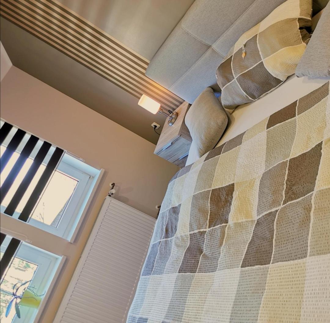 Deluxe Suite - Photo 9