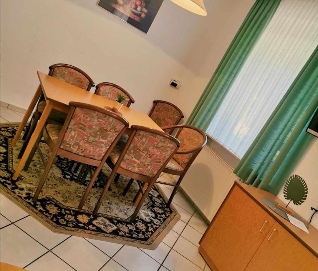 Two-Bedroom Apartment - Photo 2