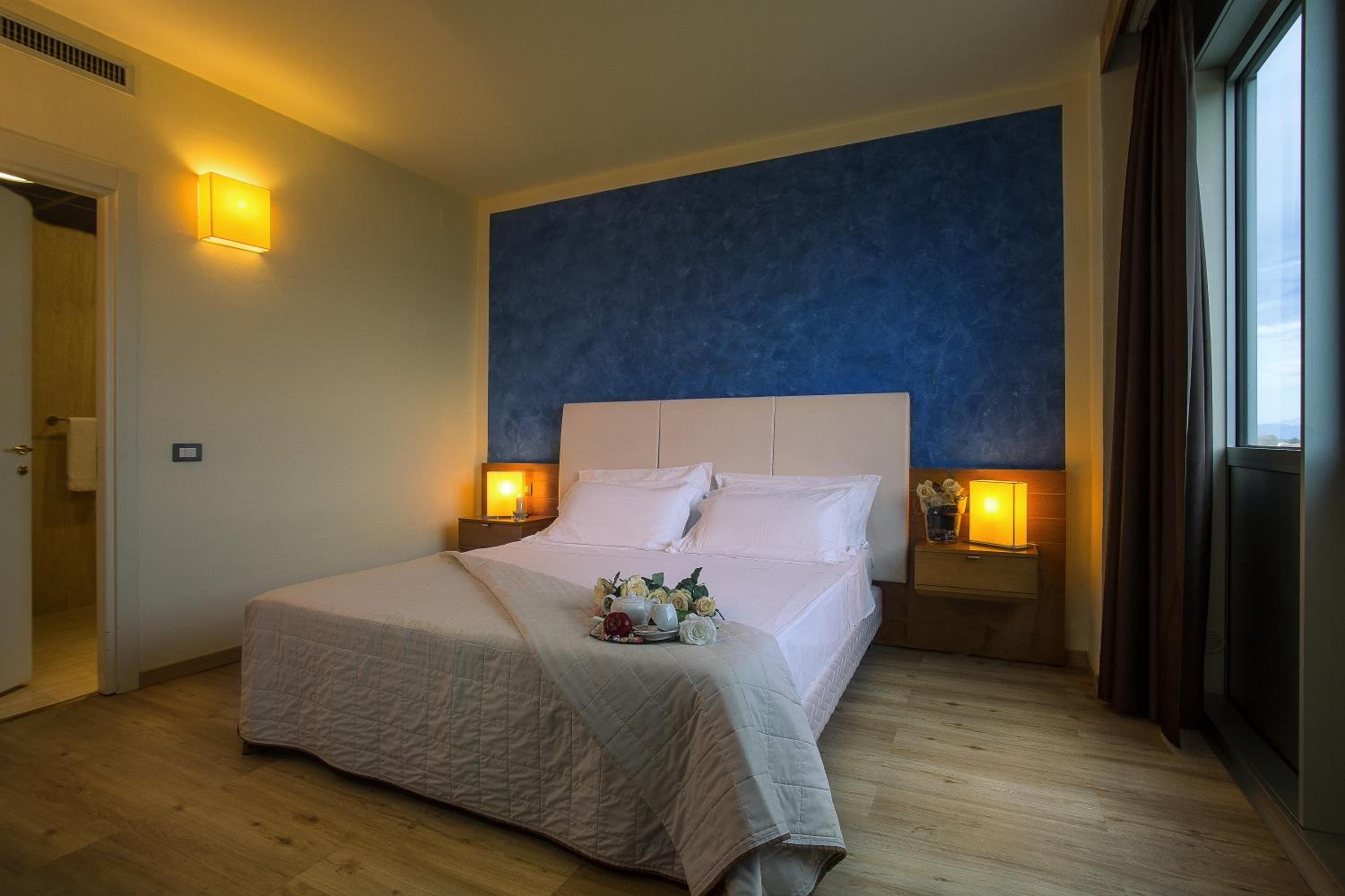 Standard Double Room - Photo 6