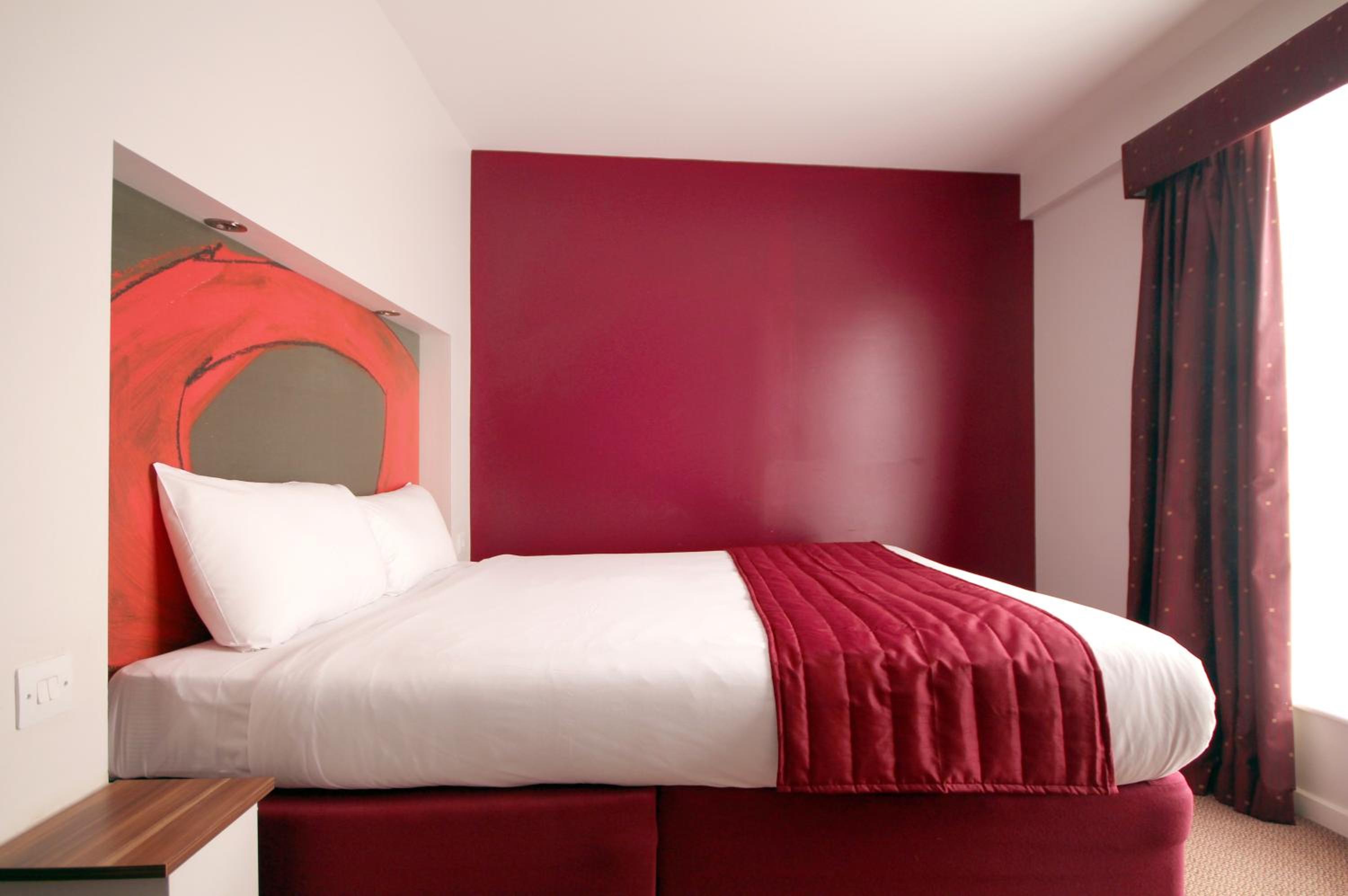 Standard Double Room photo 2