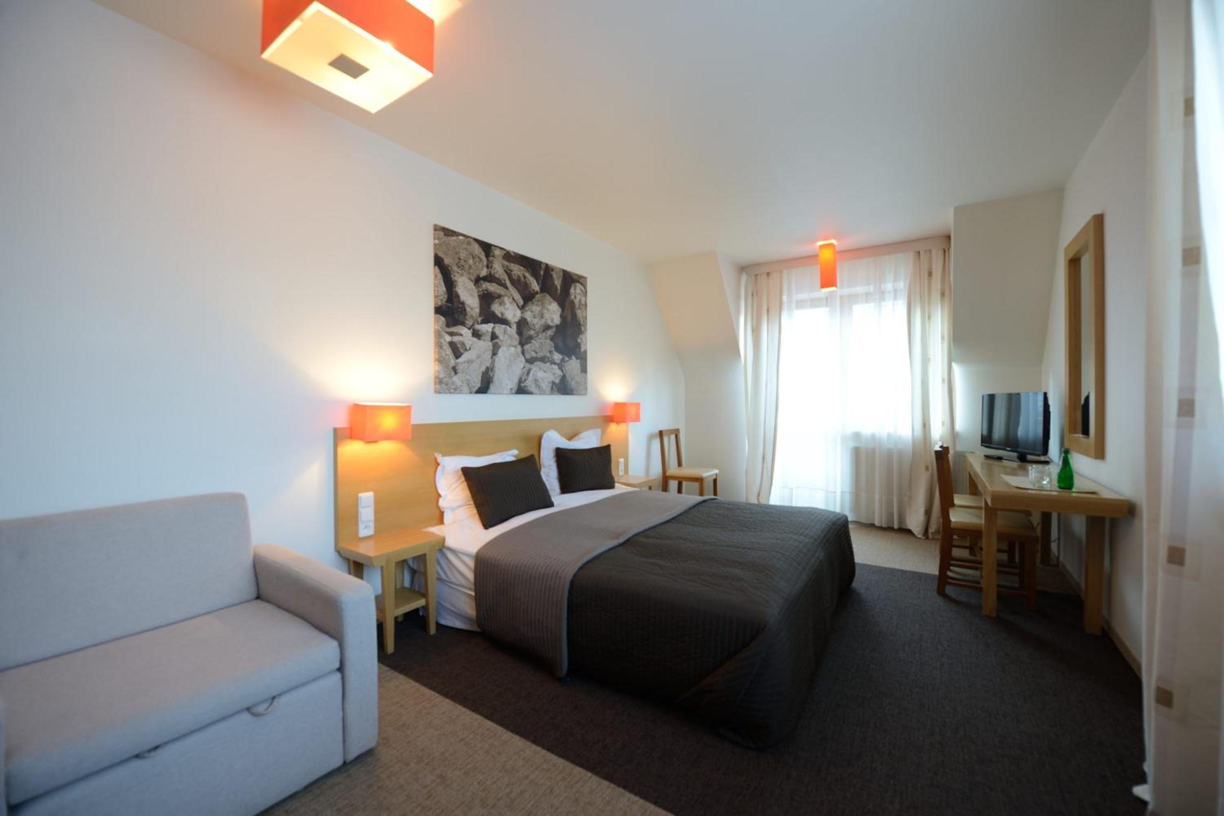Triple Room - Photo 36