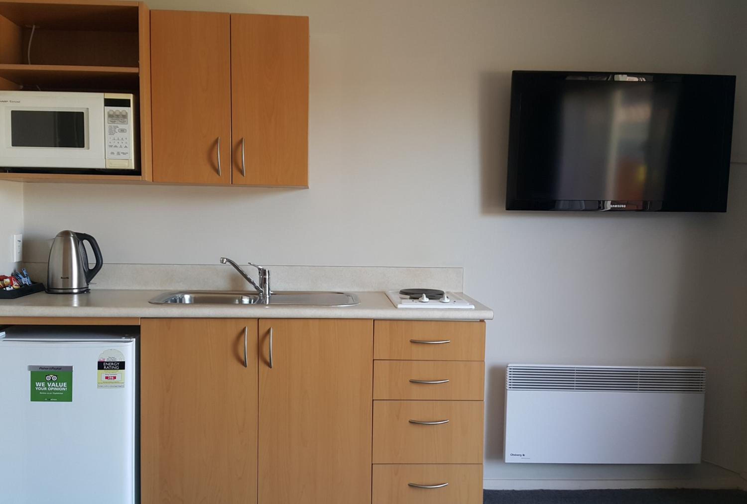 Two-Bedroom Apartment - Photo 7