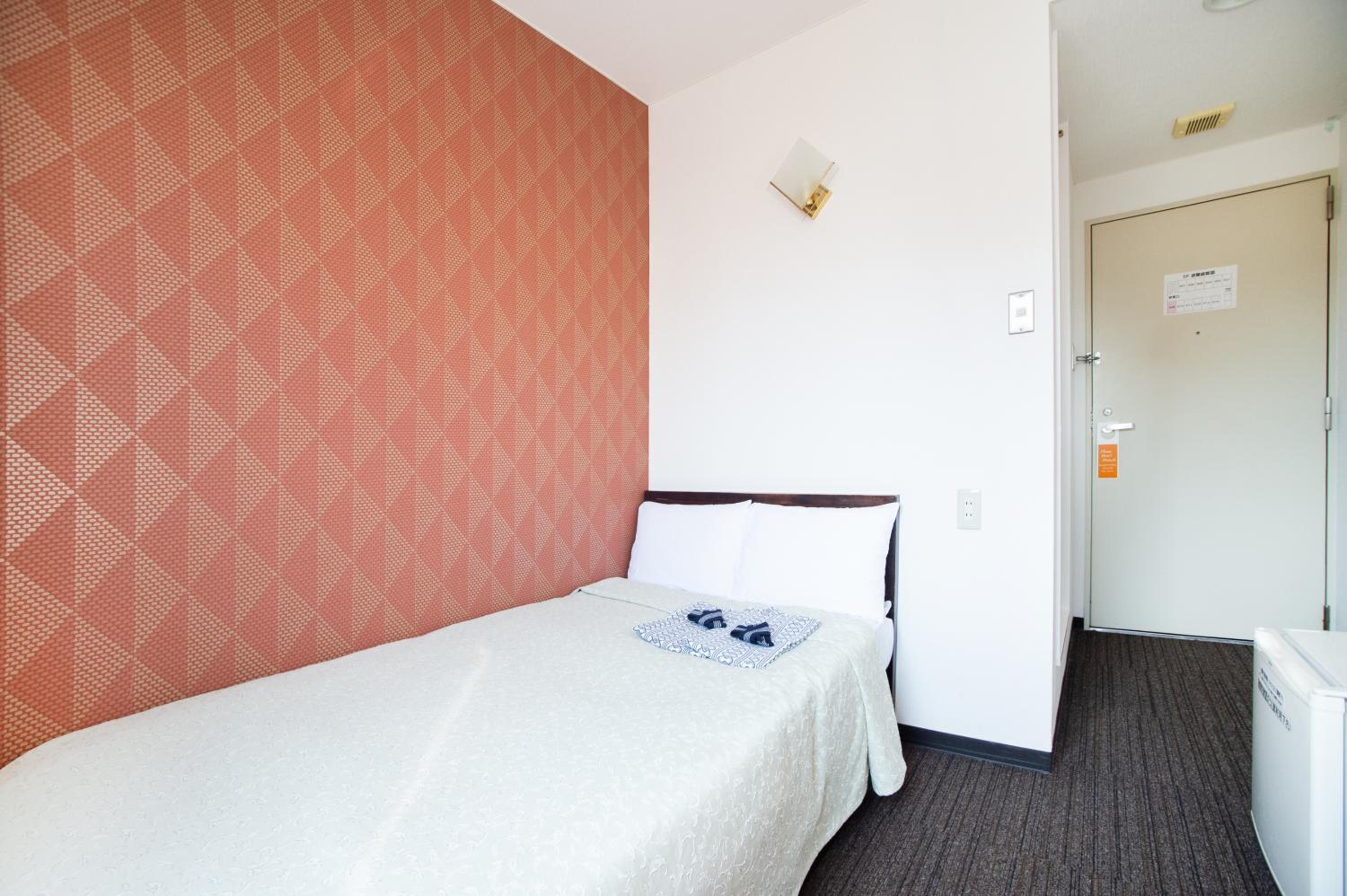 Single Room - Smoking - Photo 5