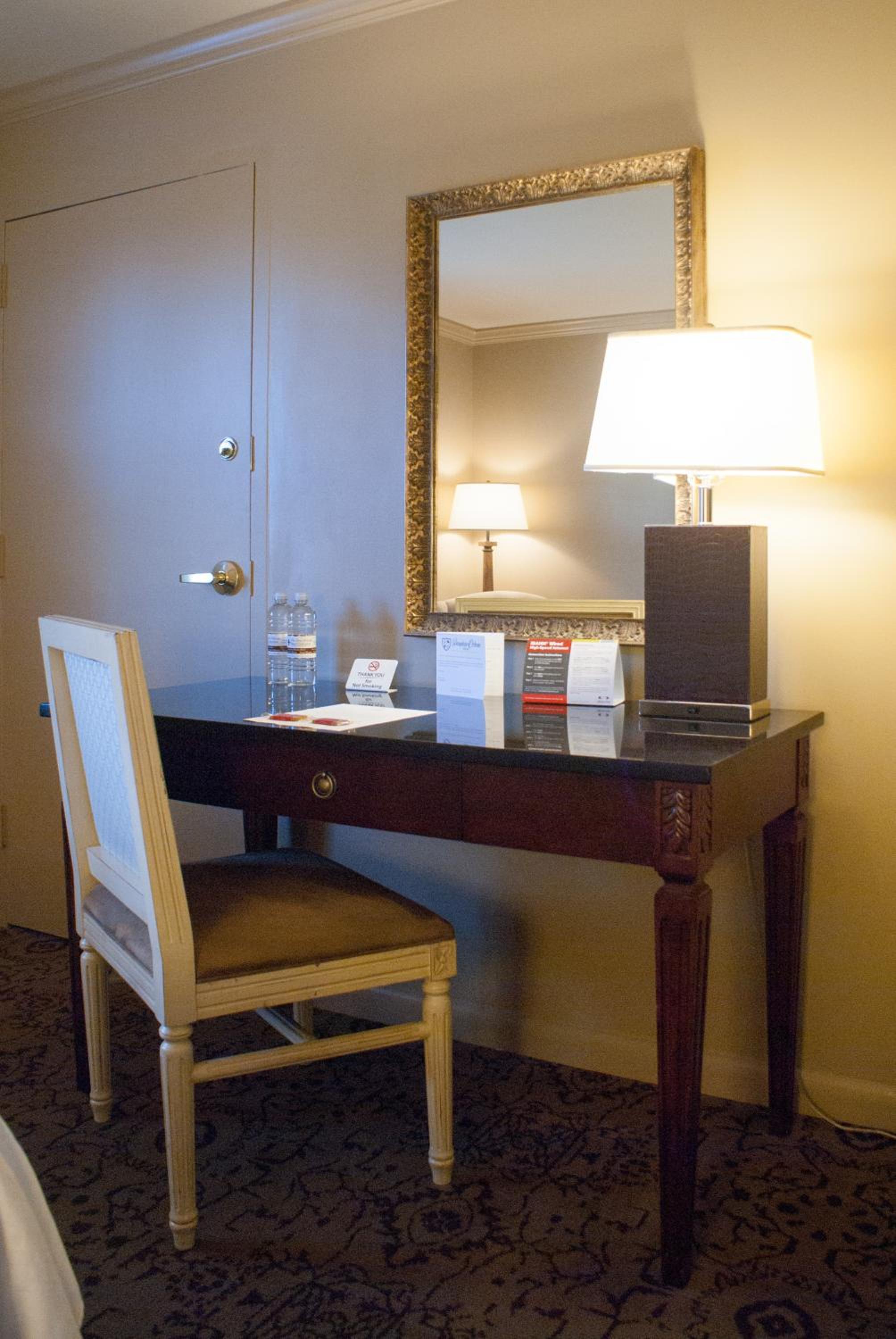 Double Room with Two Double Beds - Photo 7