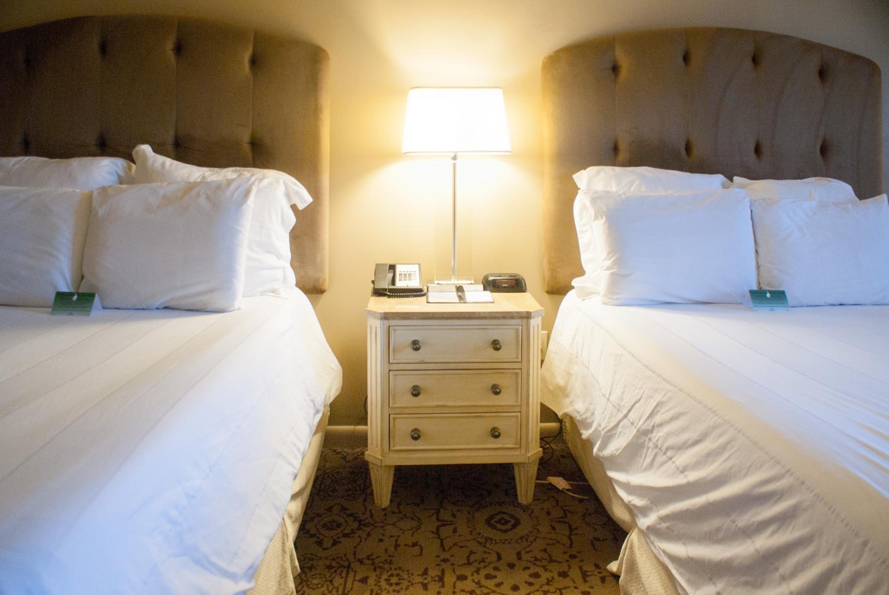 Double Room with Two Double Beds - Photo 6