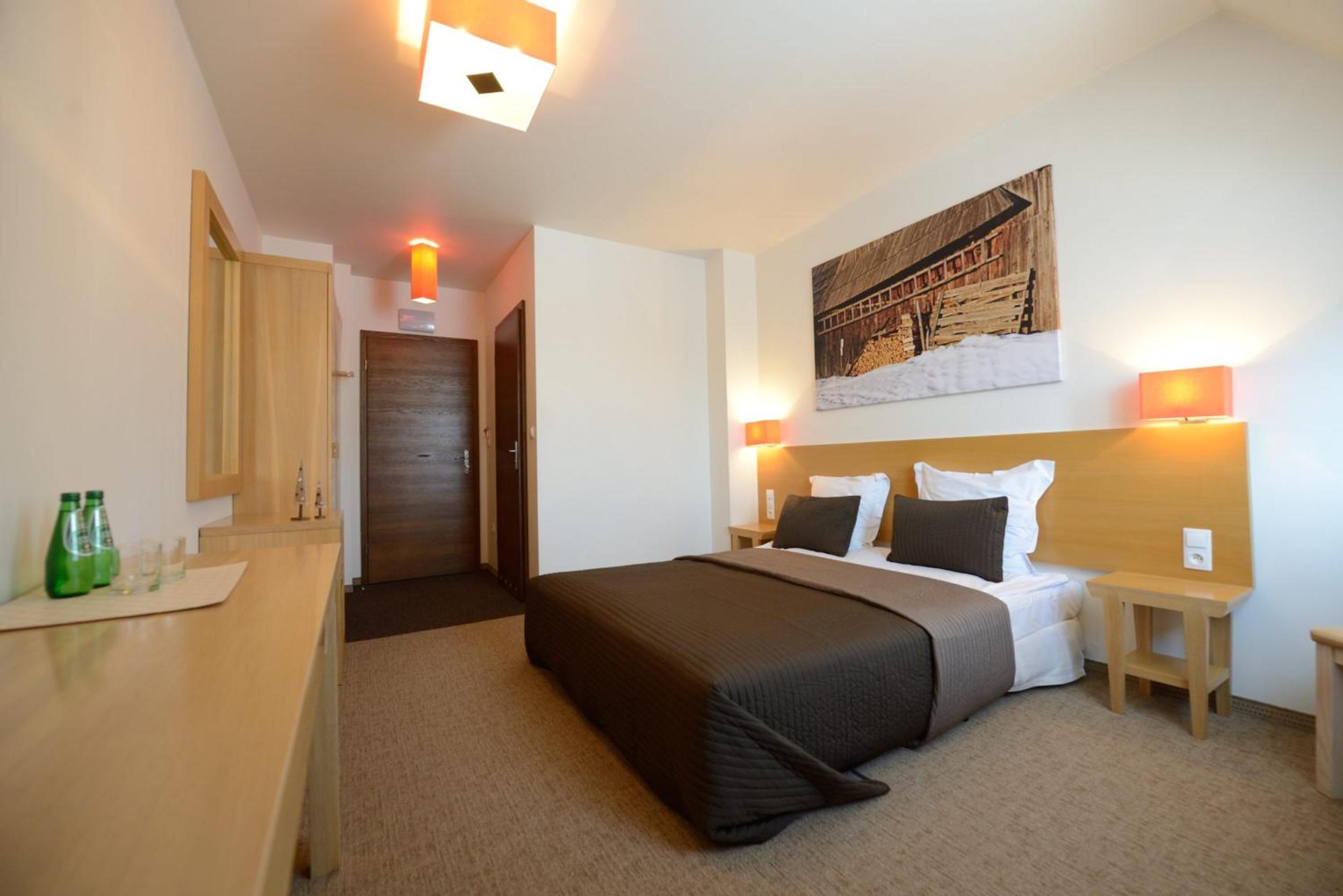 Double Room - Photo 9