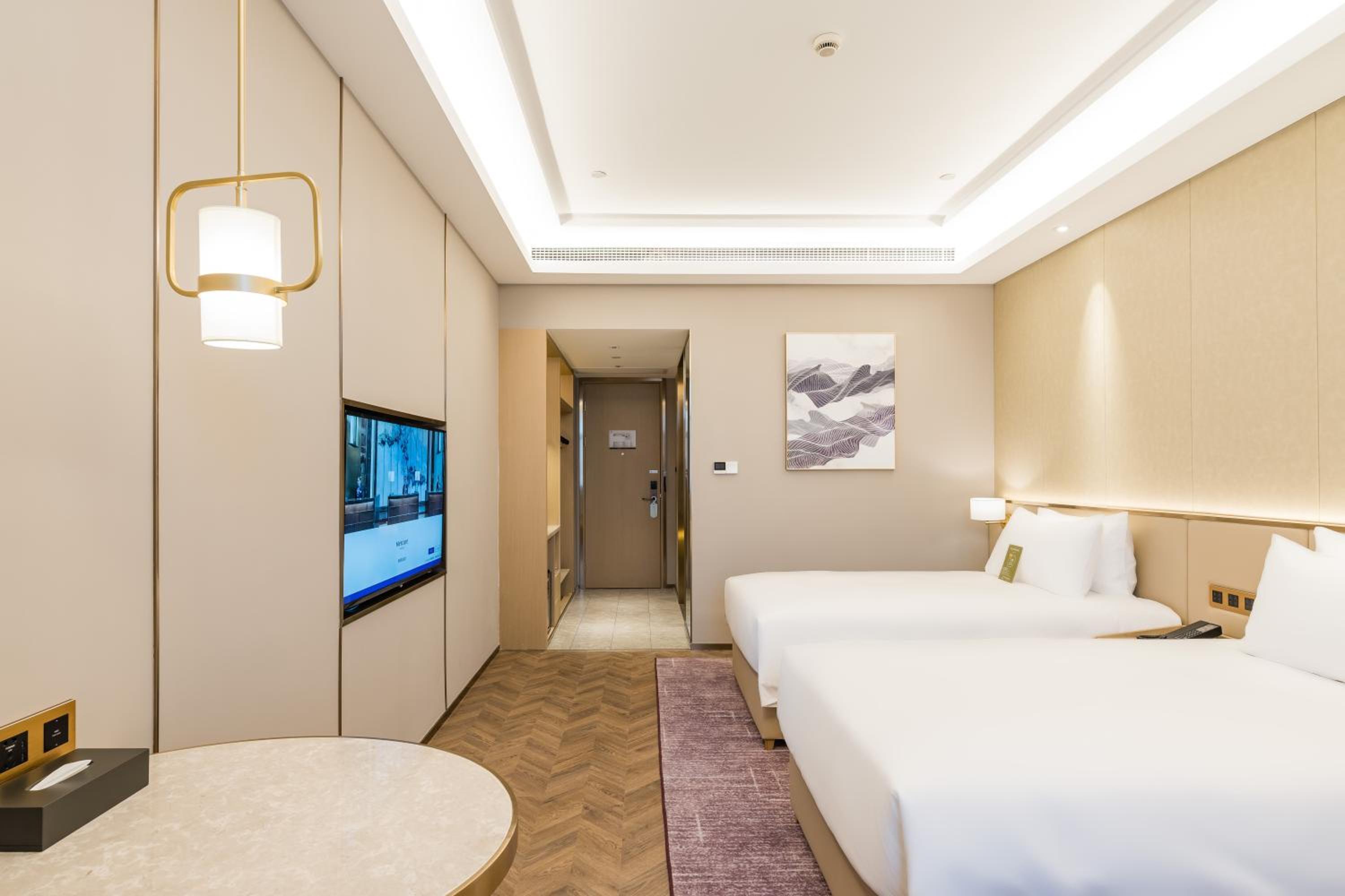 Standard Twin Room - Photo 2