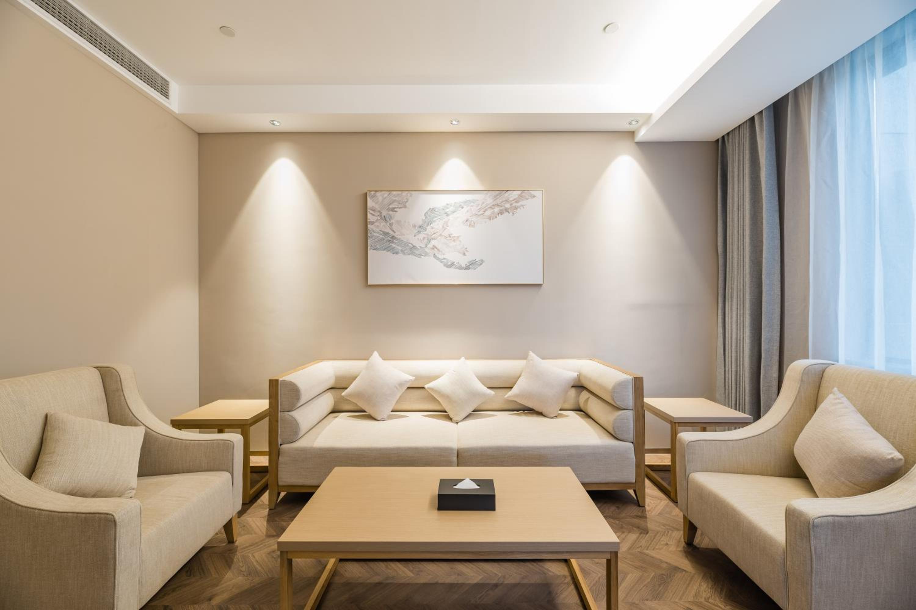 Privilege King Suite - Photo 1