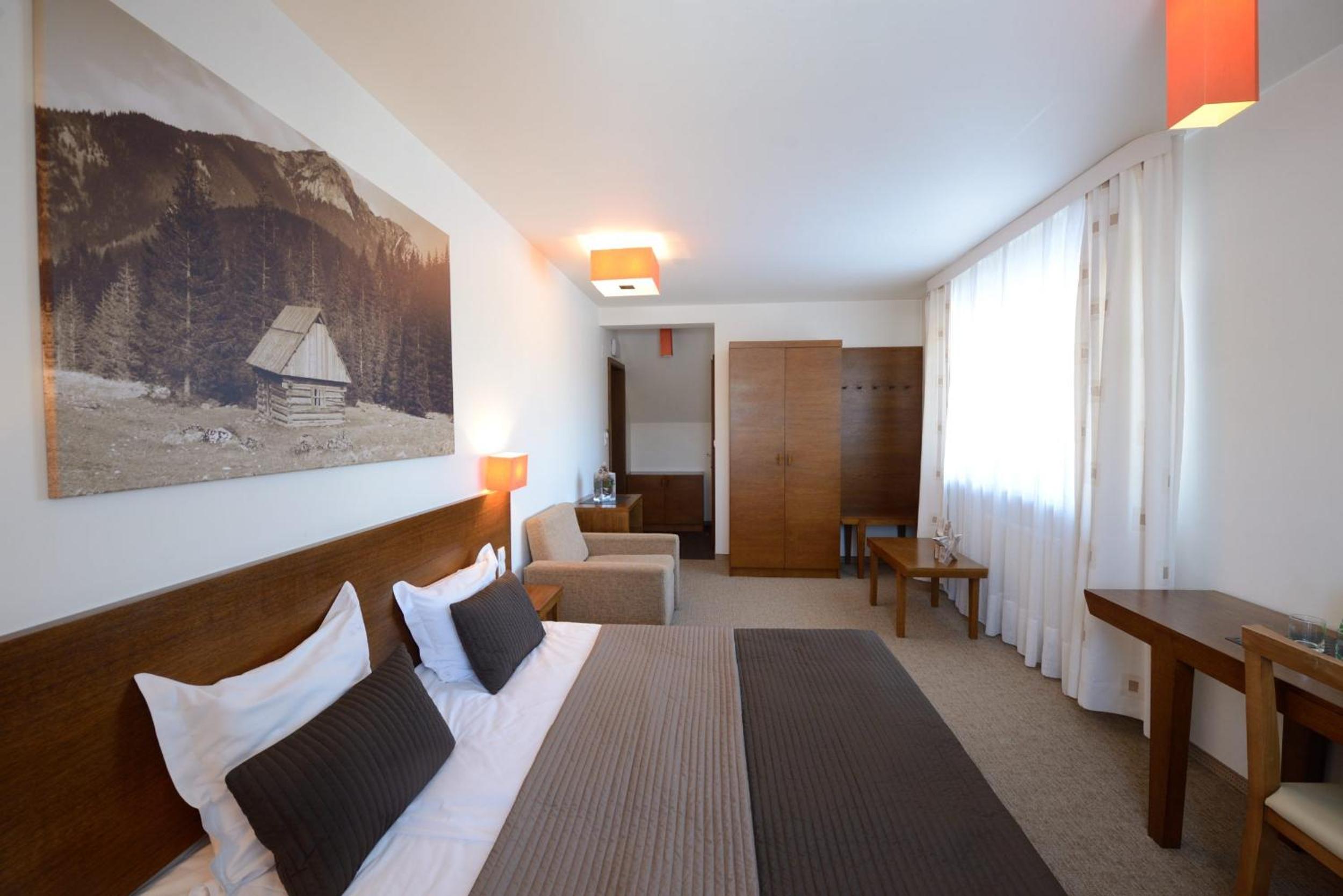 Double Room - Photo 26