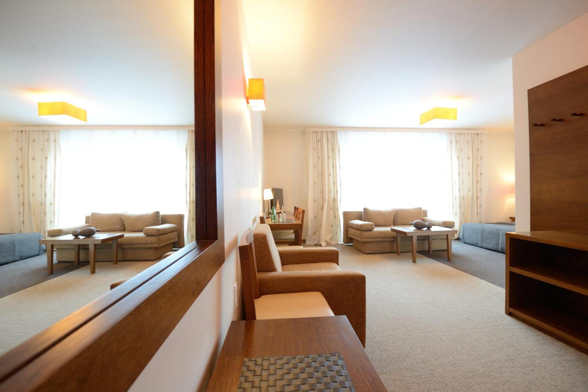 Triple Room - Photo 19