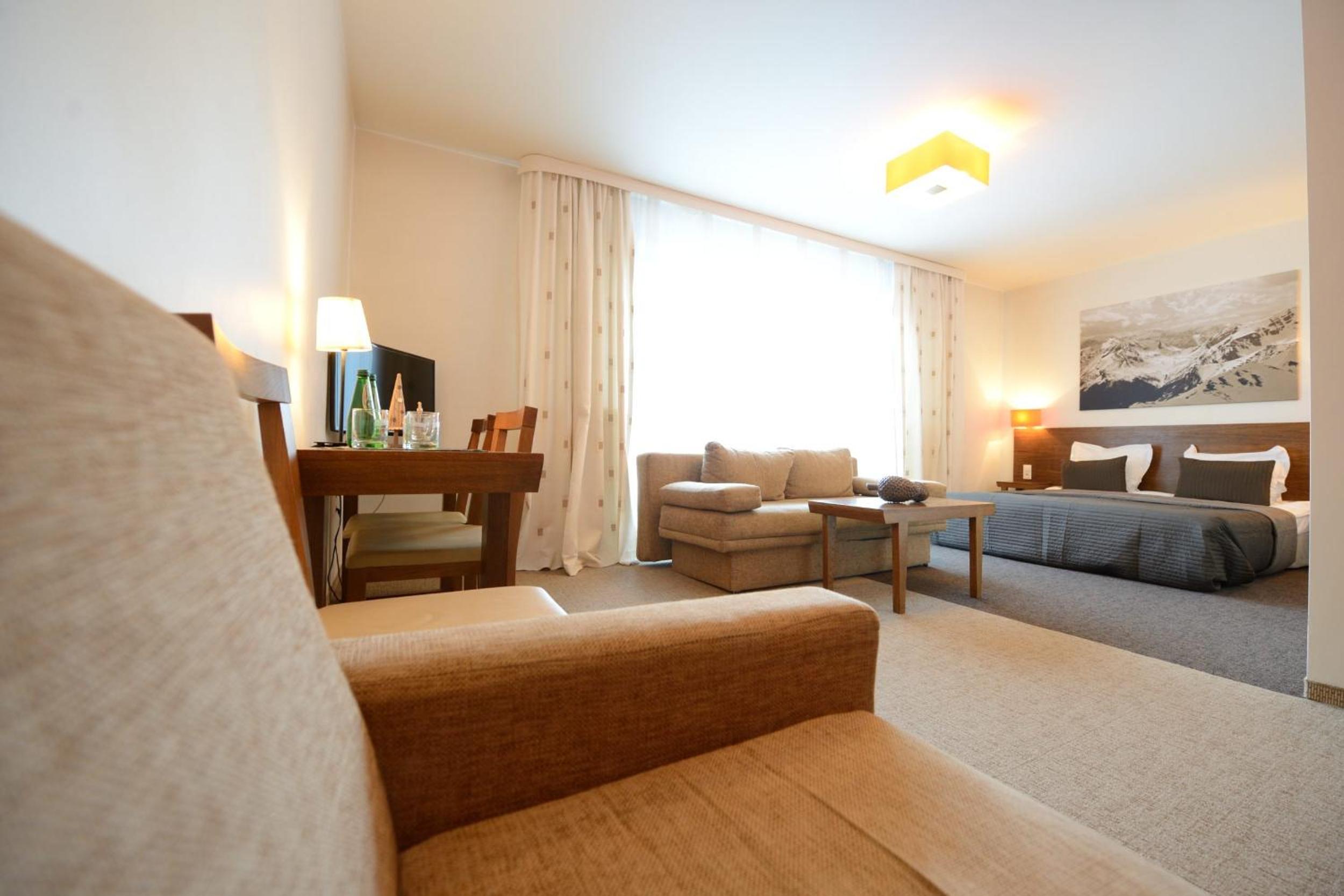 Triple Room - Photo 9