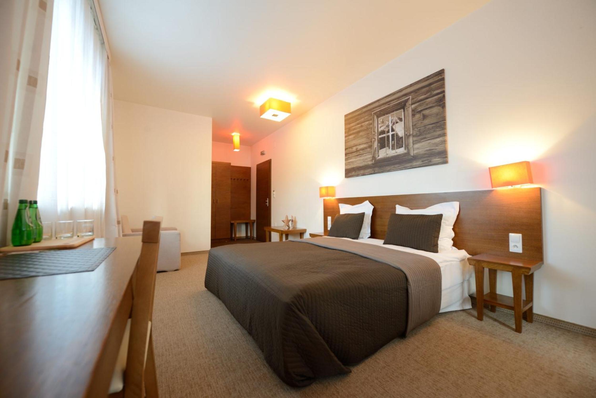 Double Room - Photo 24